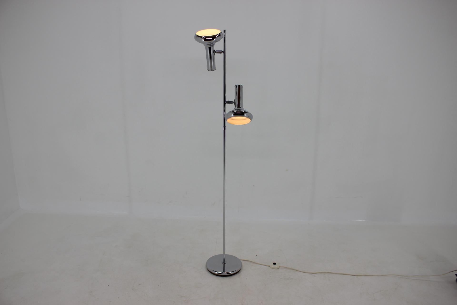 Vintage Floor Lamp by Koch & Lowy for OMI, 1970s For Sale 1