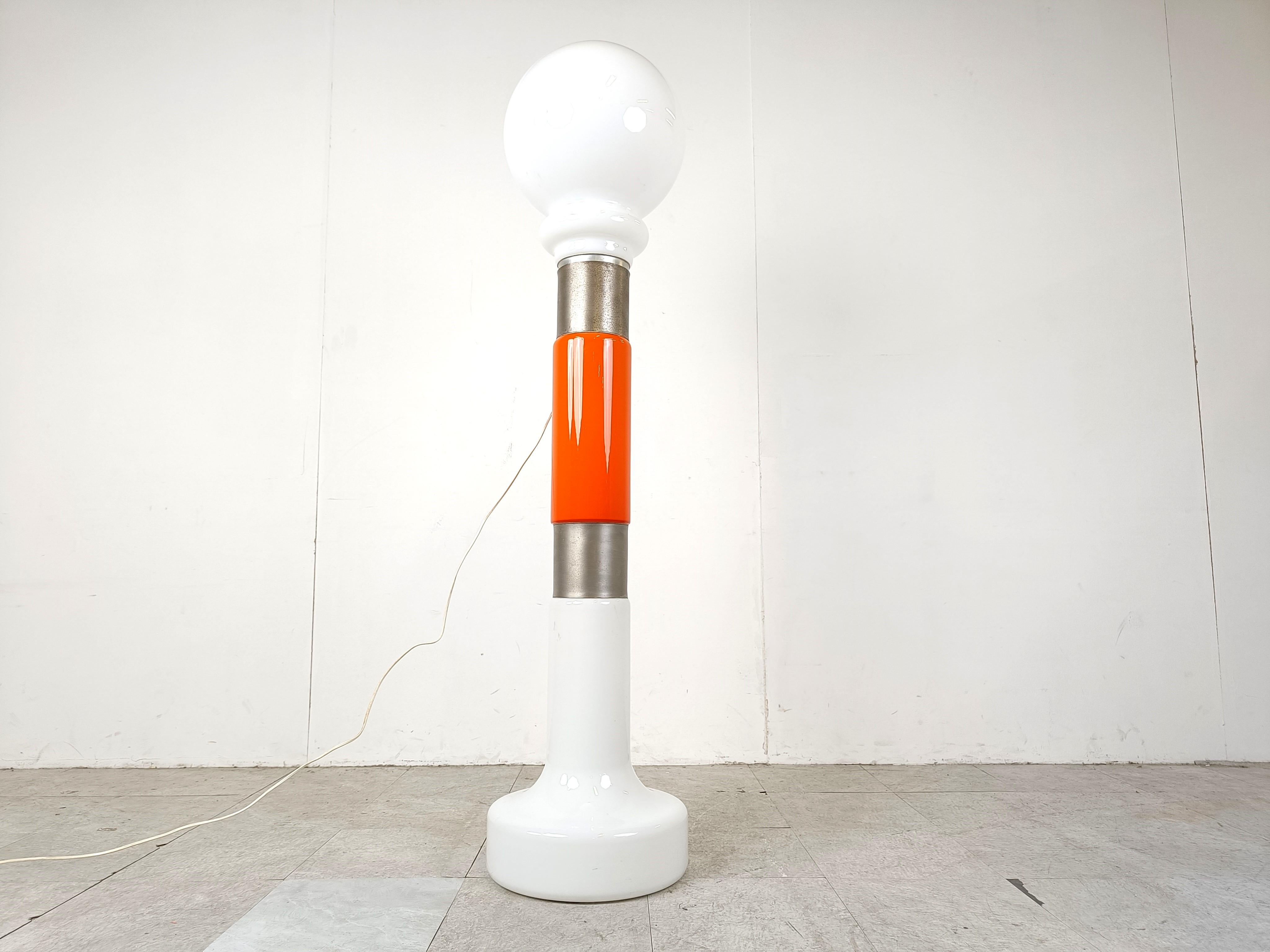 Vintage floor lamp by Mazzega, 1960s In Good Condition For Sale In HEVERLEE, BE