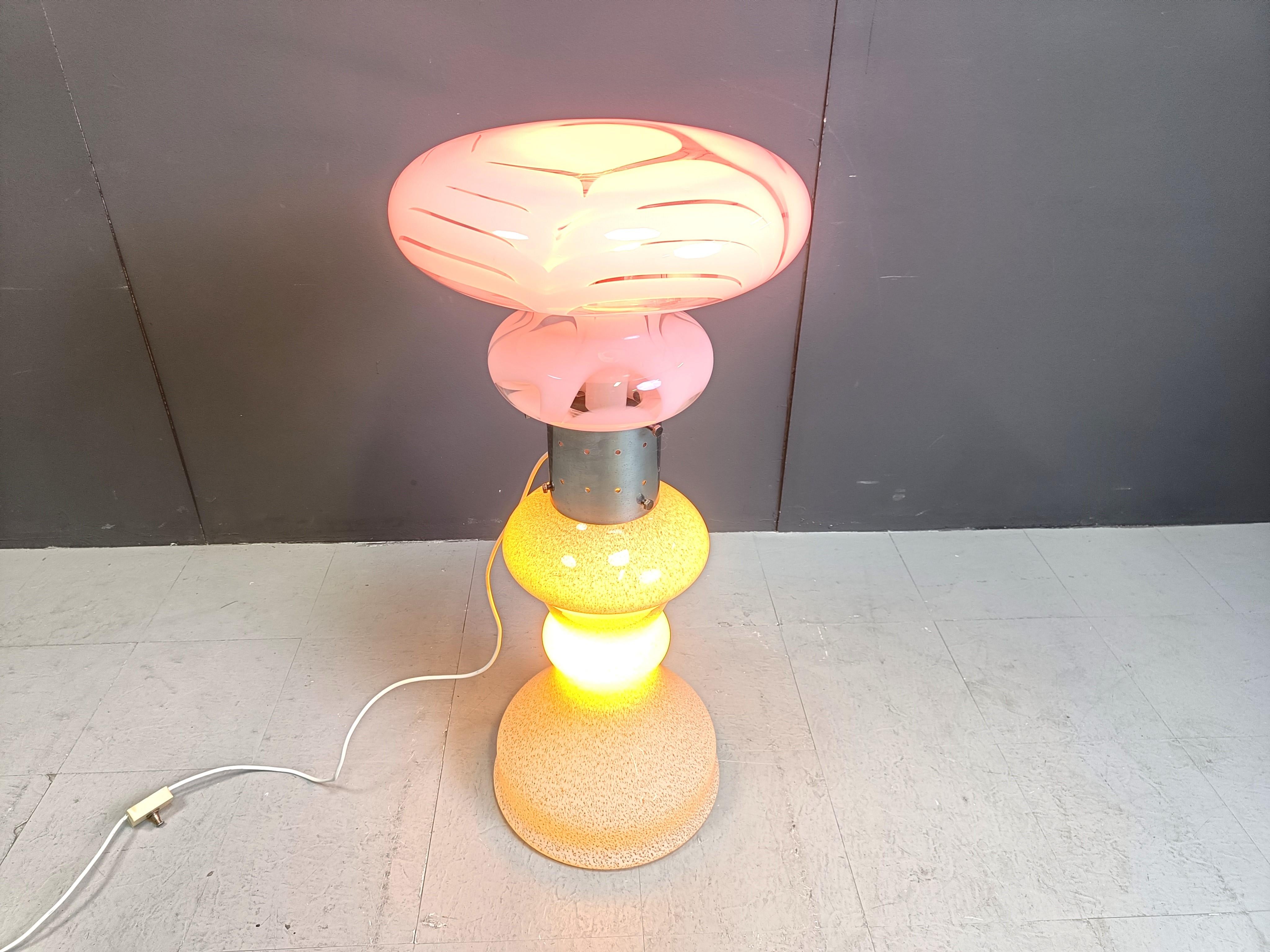 Lámpara de pie vintage de Mazzega, años 1960 mediados del siglo XX en venta