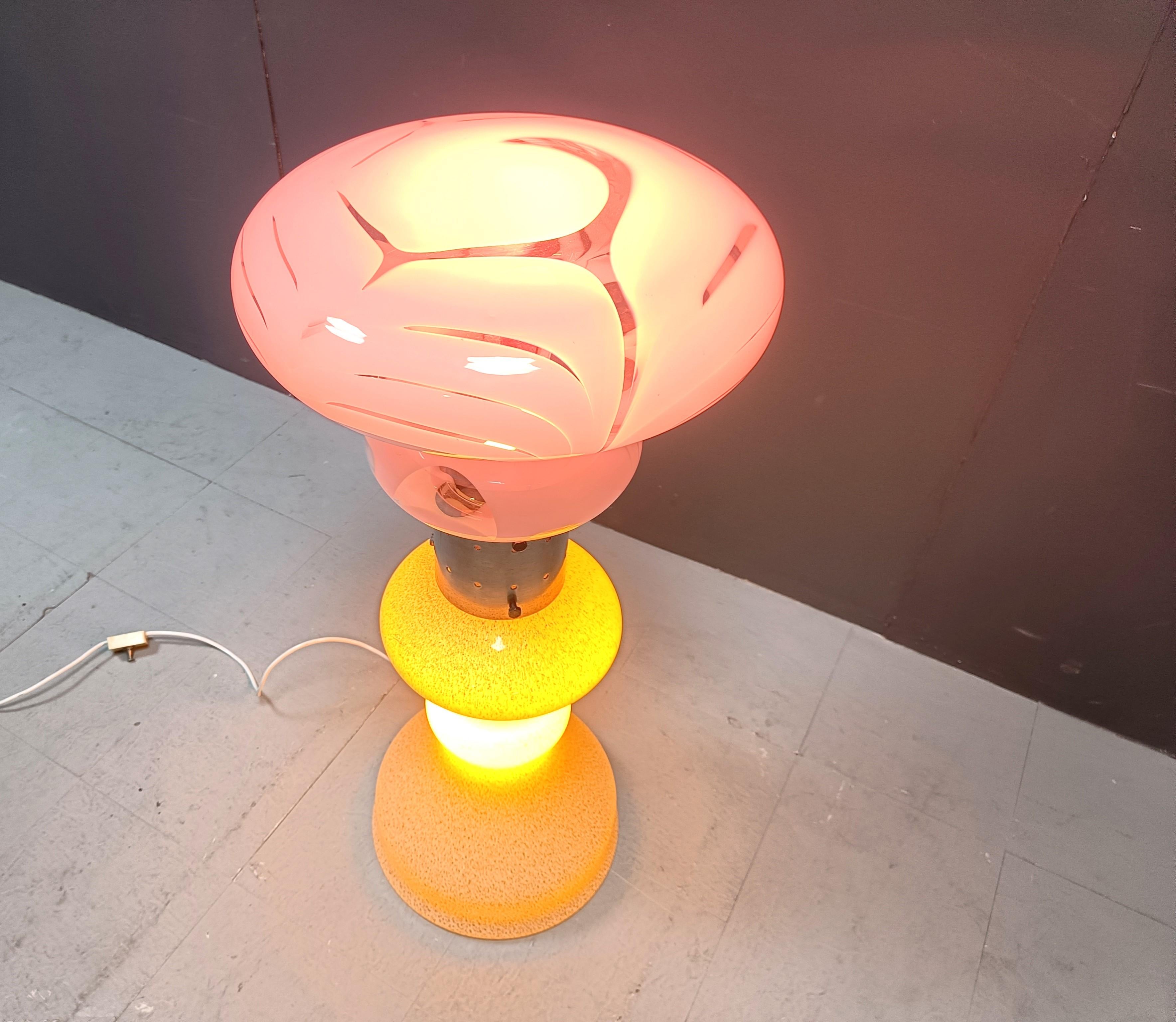 Lámpara de pie vintage de Mazzega, años 1960 en venta 1