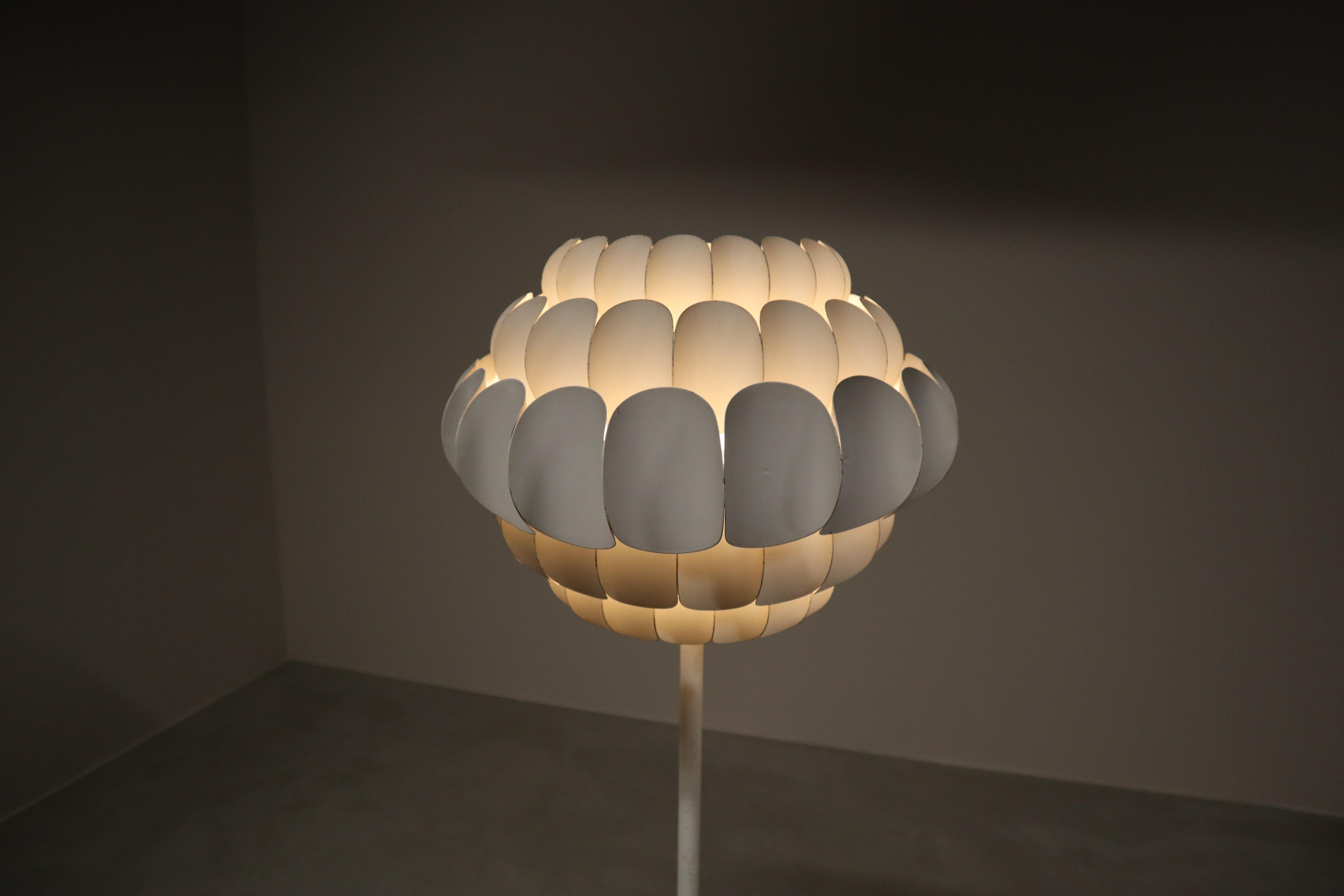Mid-Century Modern Vintage Floor Lamp by Temde Leuchten, 1960s Germany For Sale
