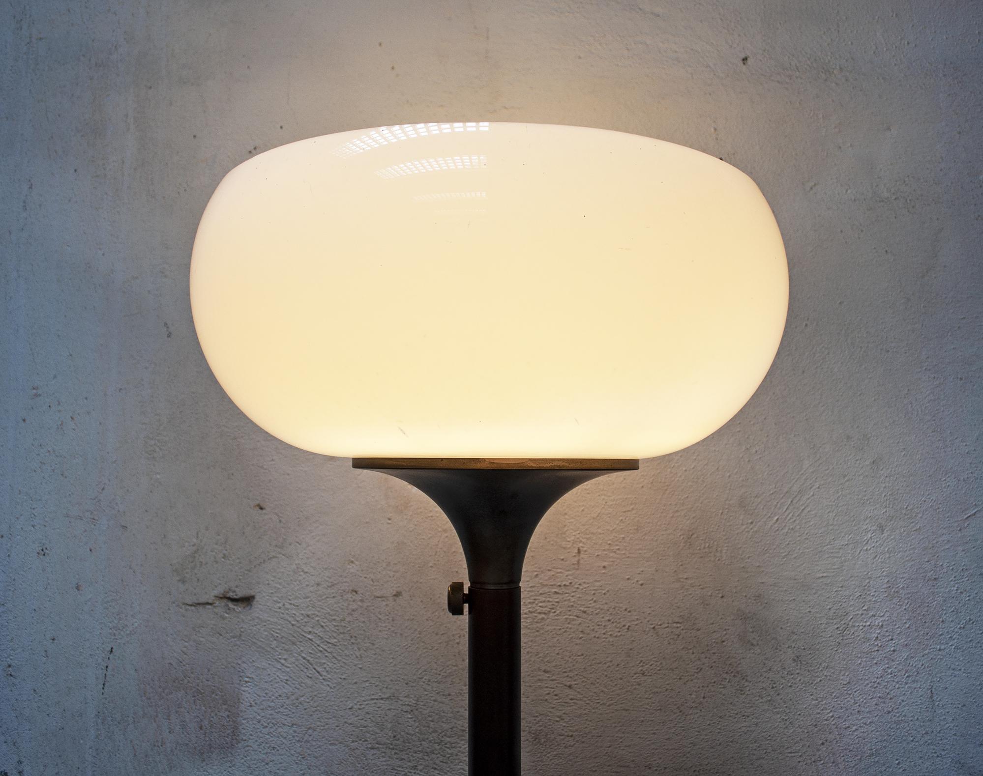 Italian Vintage Floor Lamp D668 by Candle, Italy, 1960s For Sale