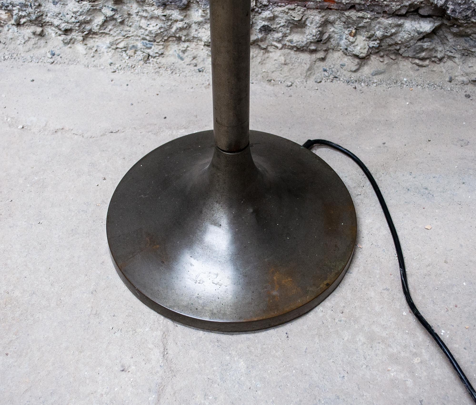 Vintage Floor Lamp D668 by Candle, Italy, 1960s For Sale 1