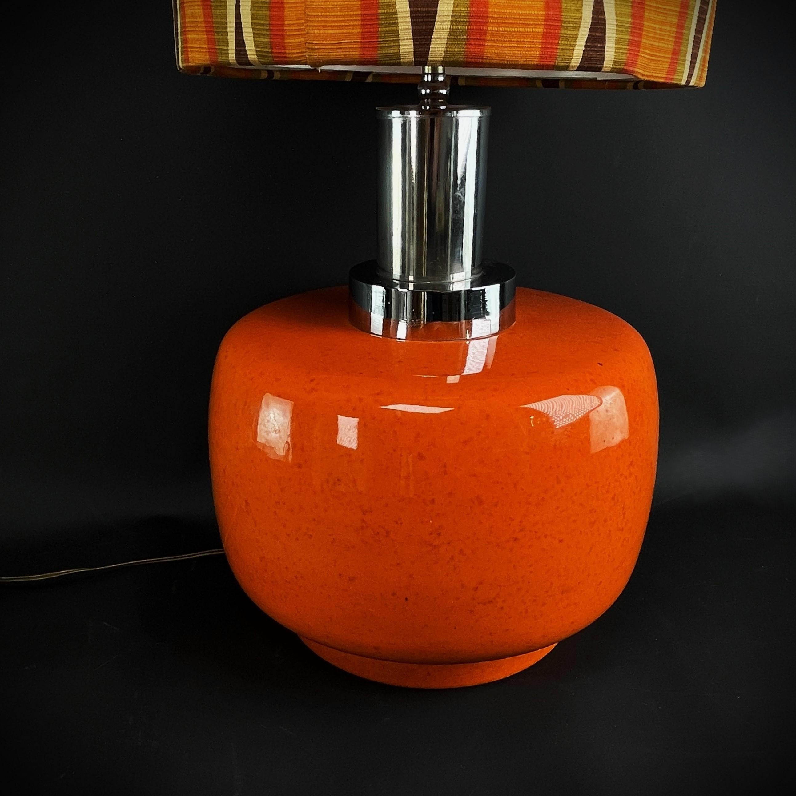 Mid-Century Modern Lampadaire vintage Flower Power en céramique orange, années 1970