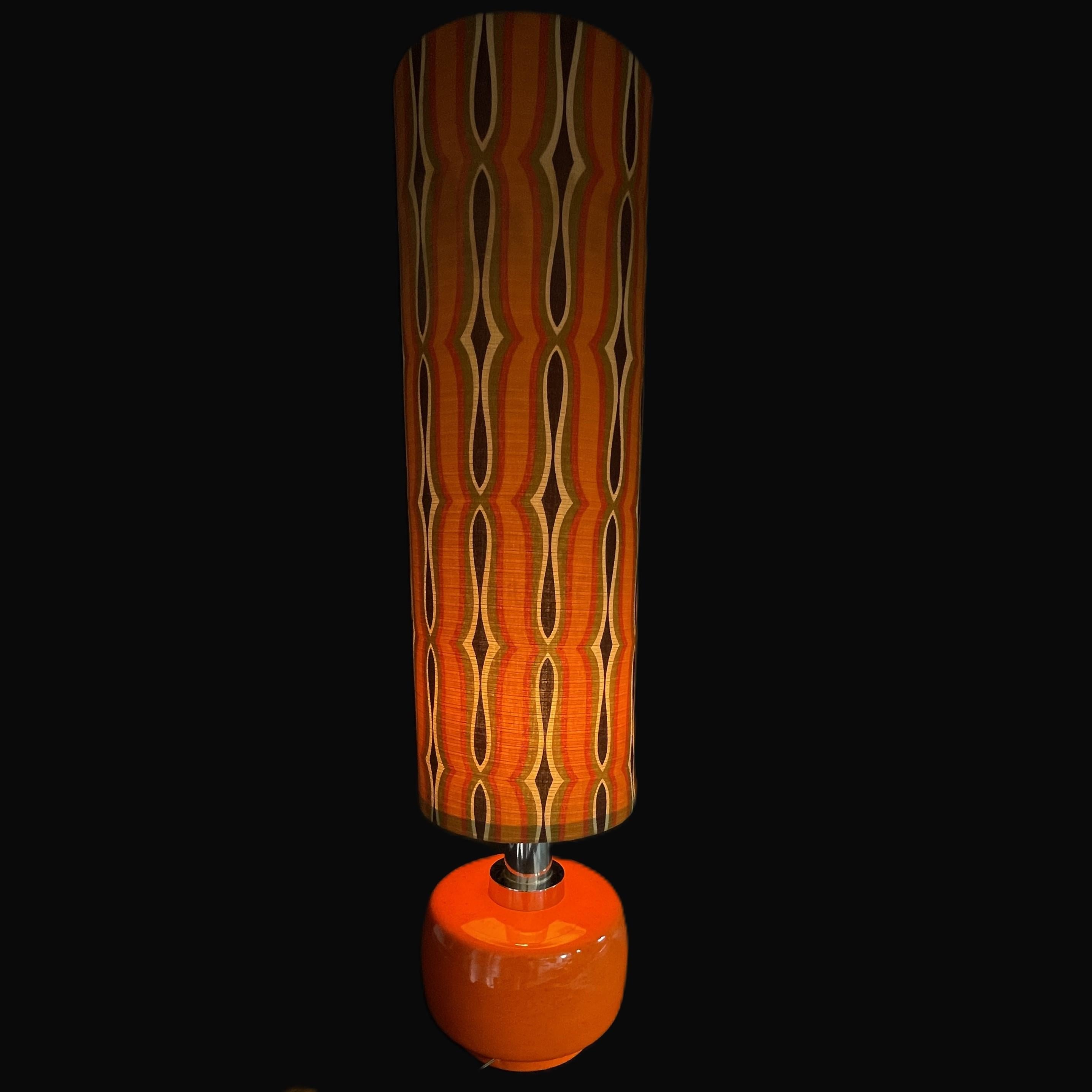 Lampadaire vintage Flower Power en céramique orange, années 1970 Bon état à Bingen am Rhein, RP