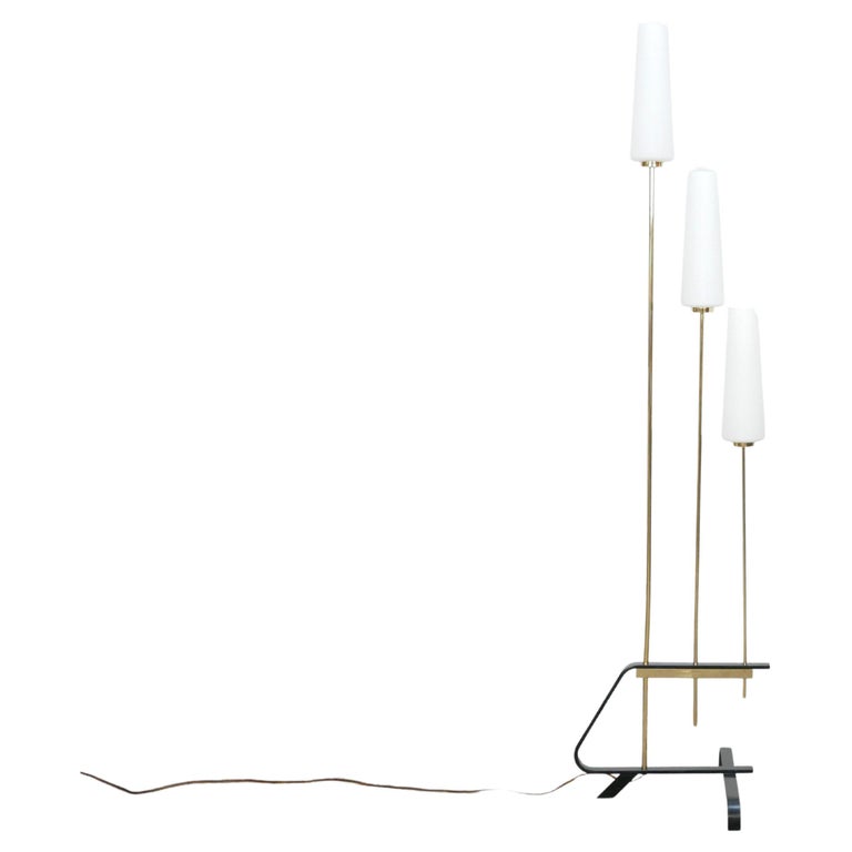 Vintage floor lamp in black metal, brass and opaline For Sale at 1stDibs