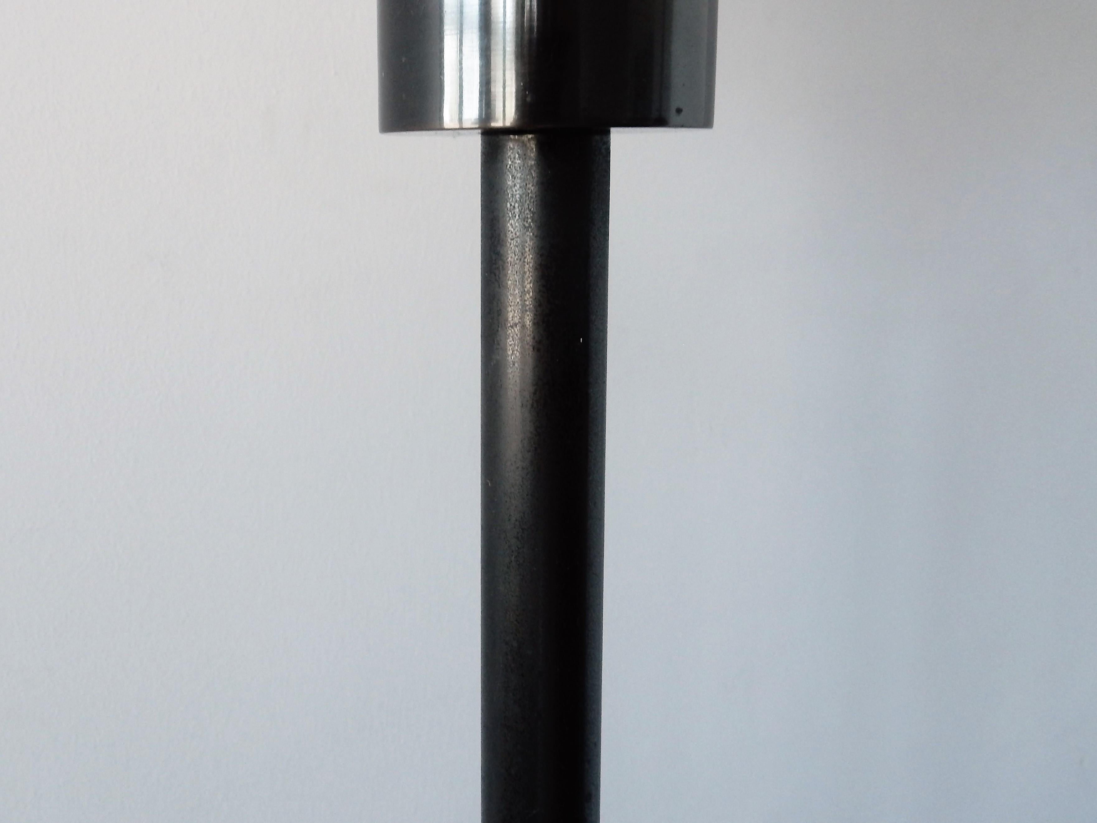 Mid-Century moderno Lampada da terra vintage con paralume ad anelli, anni '70 in vendita