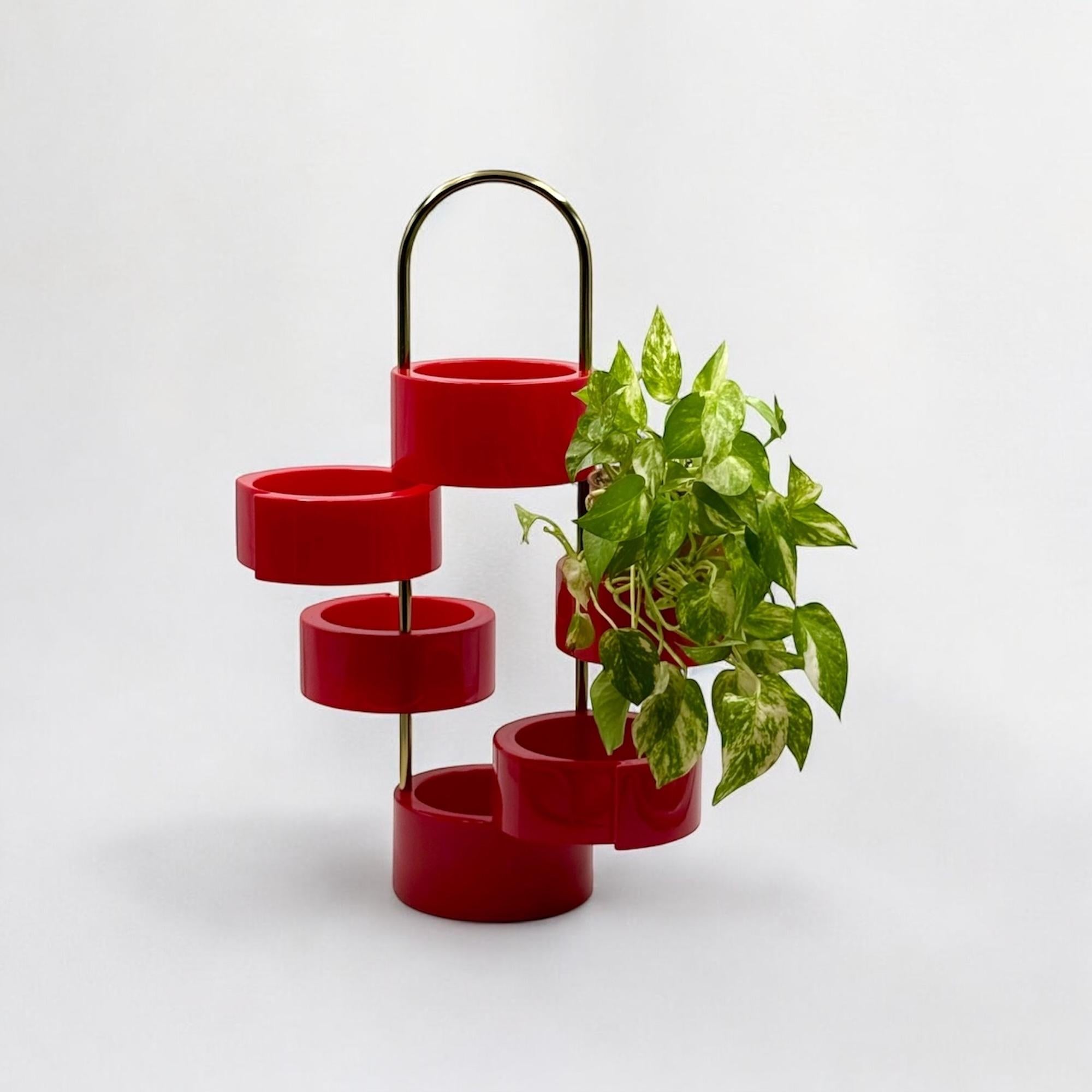 Etagère de table ou sur pied vintage en rouge brillant par MB Italy, années 1970 en vente 4