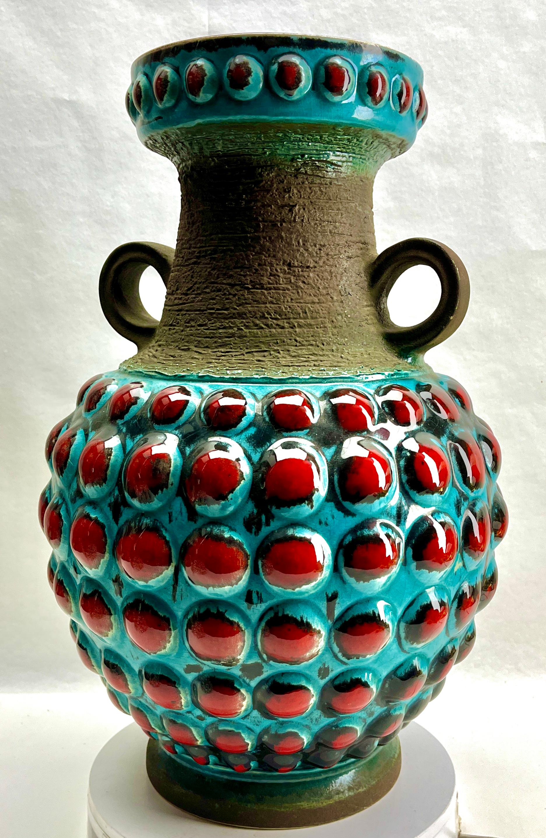 Vase de sol vintage marqué W Allemagne 65-45 Bay Ceramic Excellent état Bon état - En vente à Verviers, BE