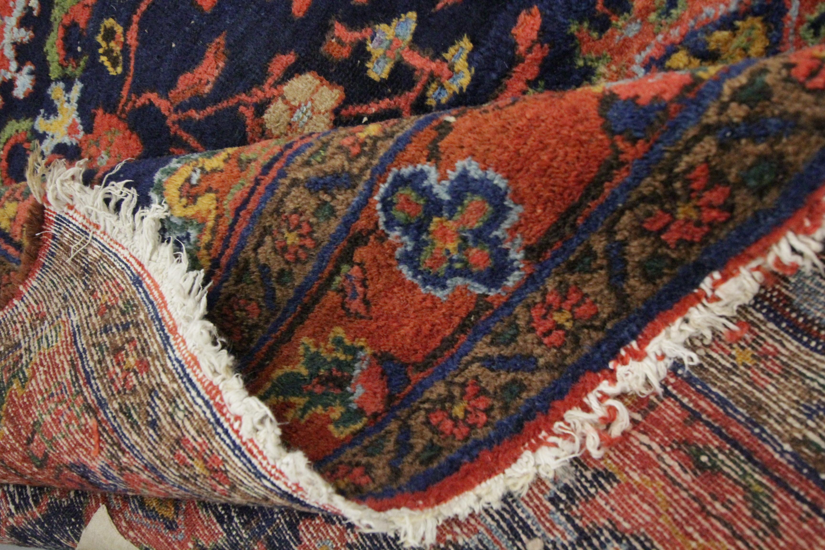 Vintage Floral Area Rug Handmade Oriental Wool Living Room Rug For Sale 4