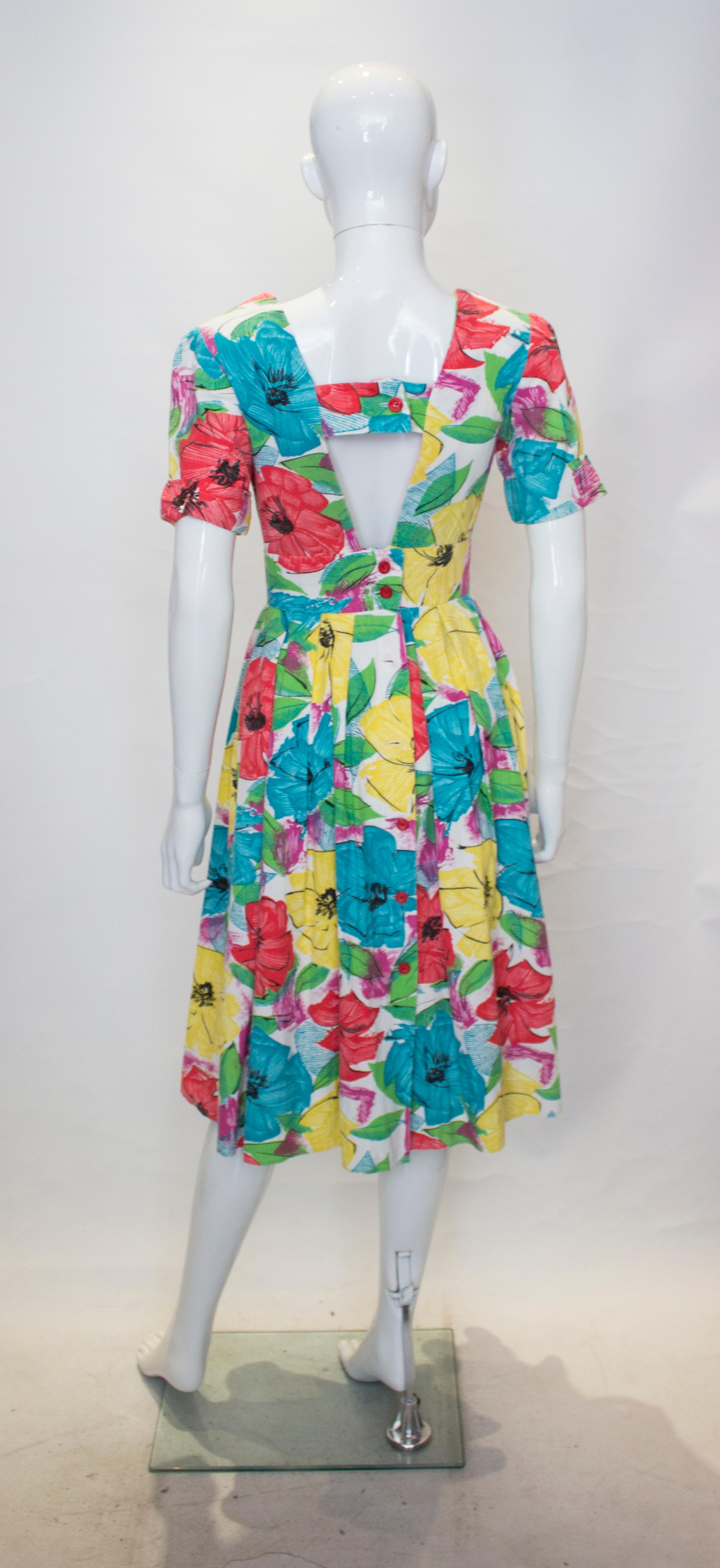 Women's Vintage Floral Cotton Summer Dress For Sale