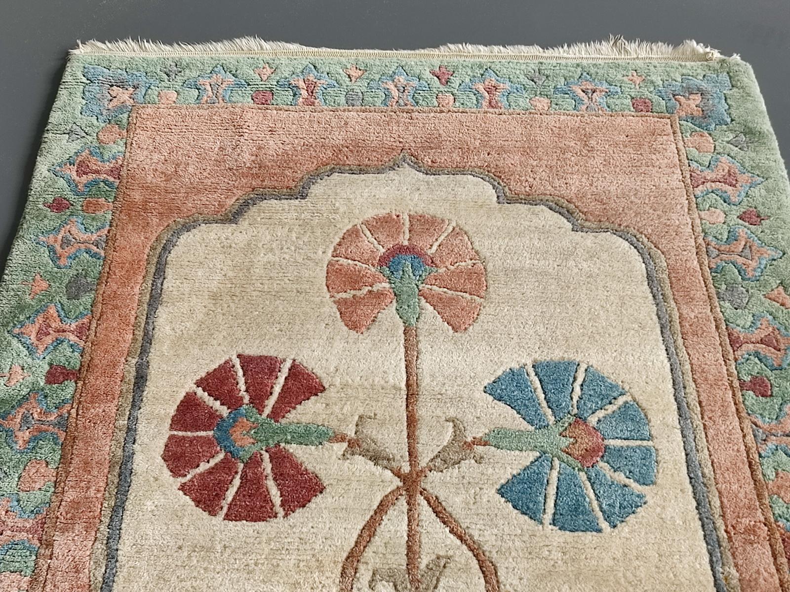 Mid-20th Century Vintage Tibetan Nepal Floral Hand Woven Wool Rug Carpet, Qanat Kanaat Design For Sale