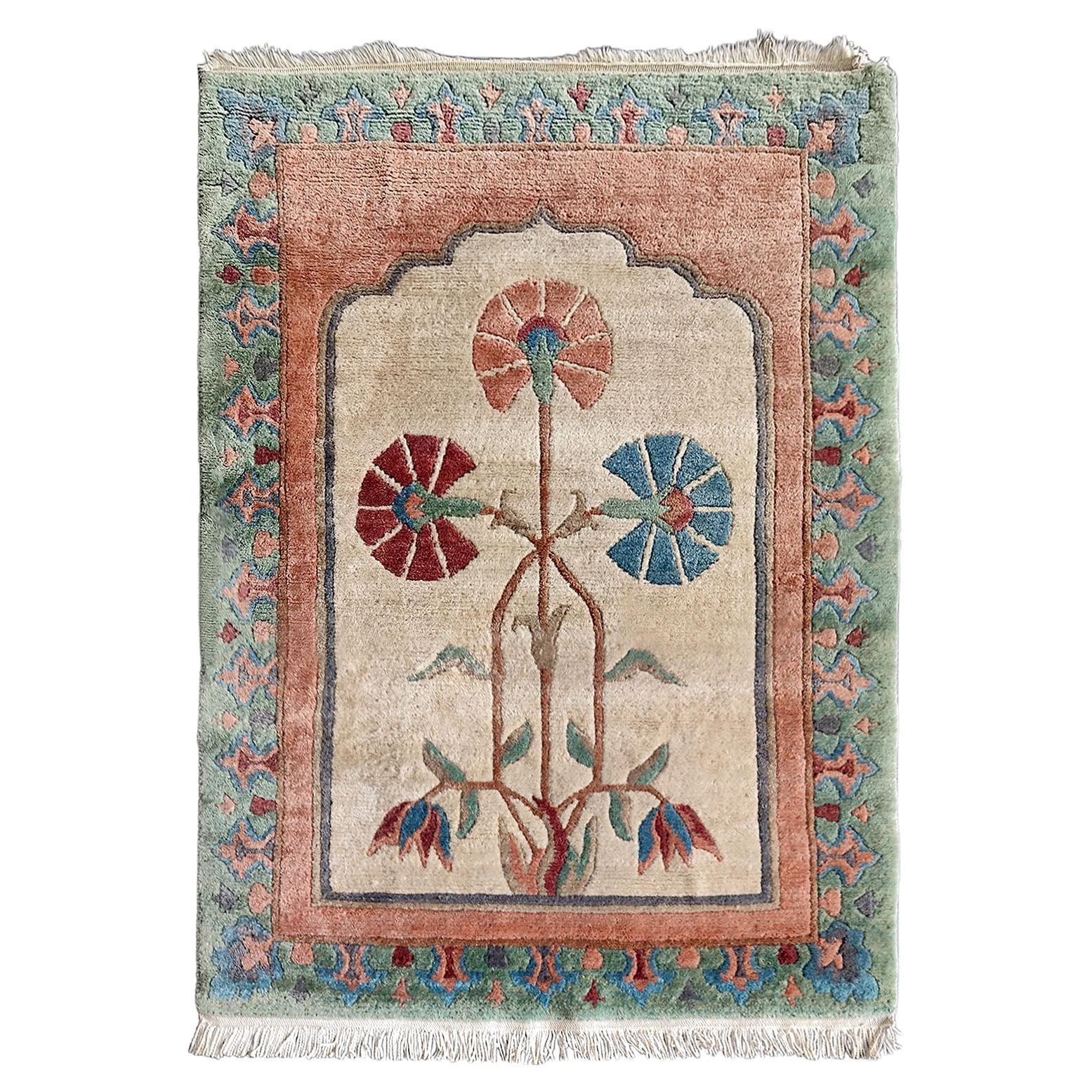 Vintage Floral Decor Indian Hand Woven Wool Rug Runner For Sale at 1stDibs