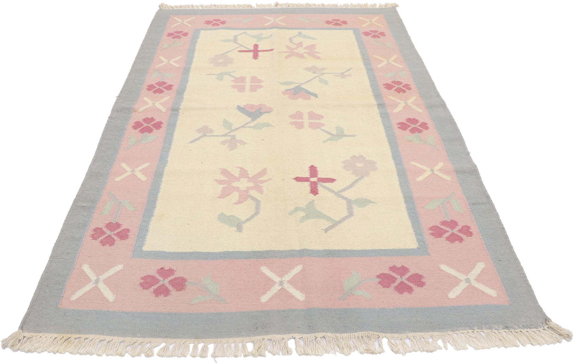 Kilim Tapis Dhurrie floral vintage en vente