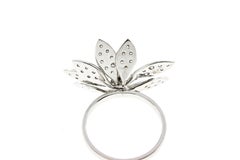 Vintage Floral Diamond Ring Set in White Gold