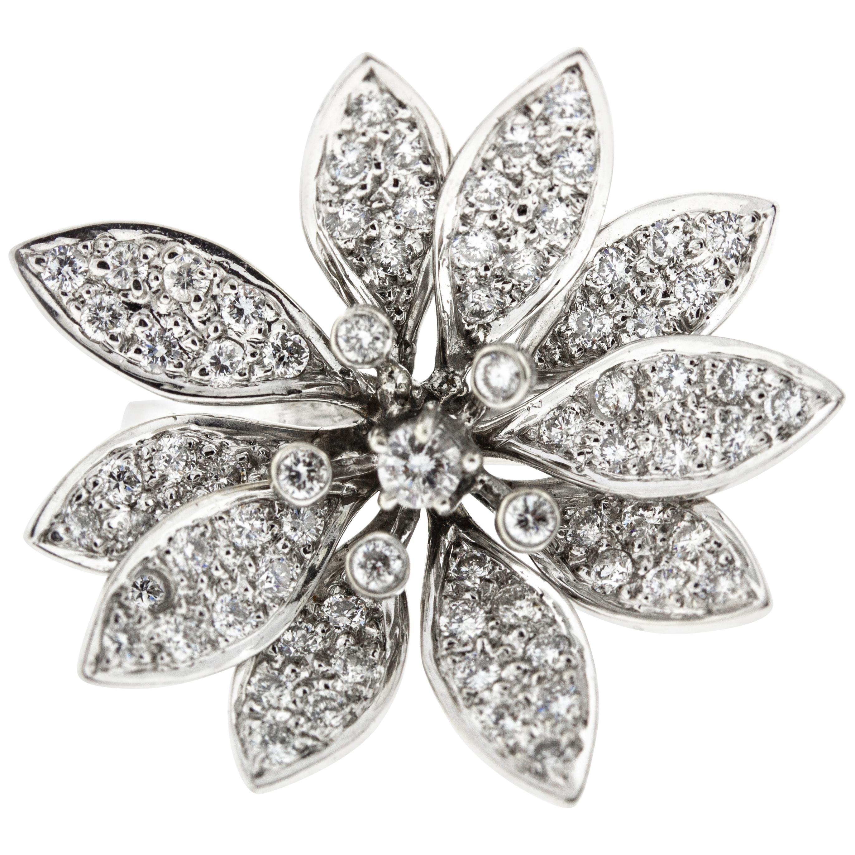 Vintage Floral Diamond Ring Set in White Gold
