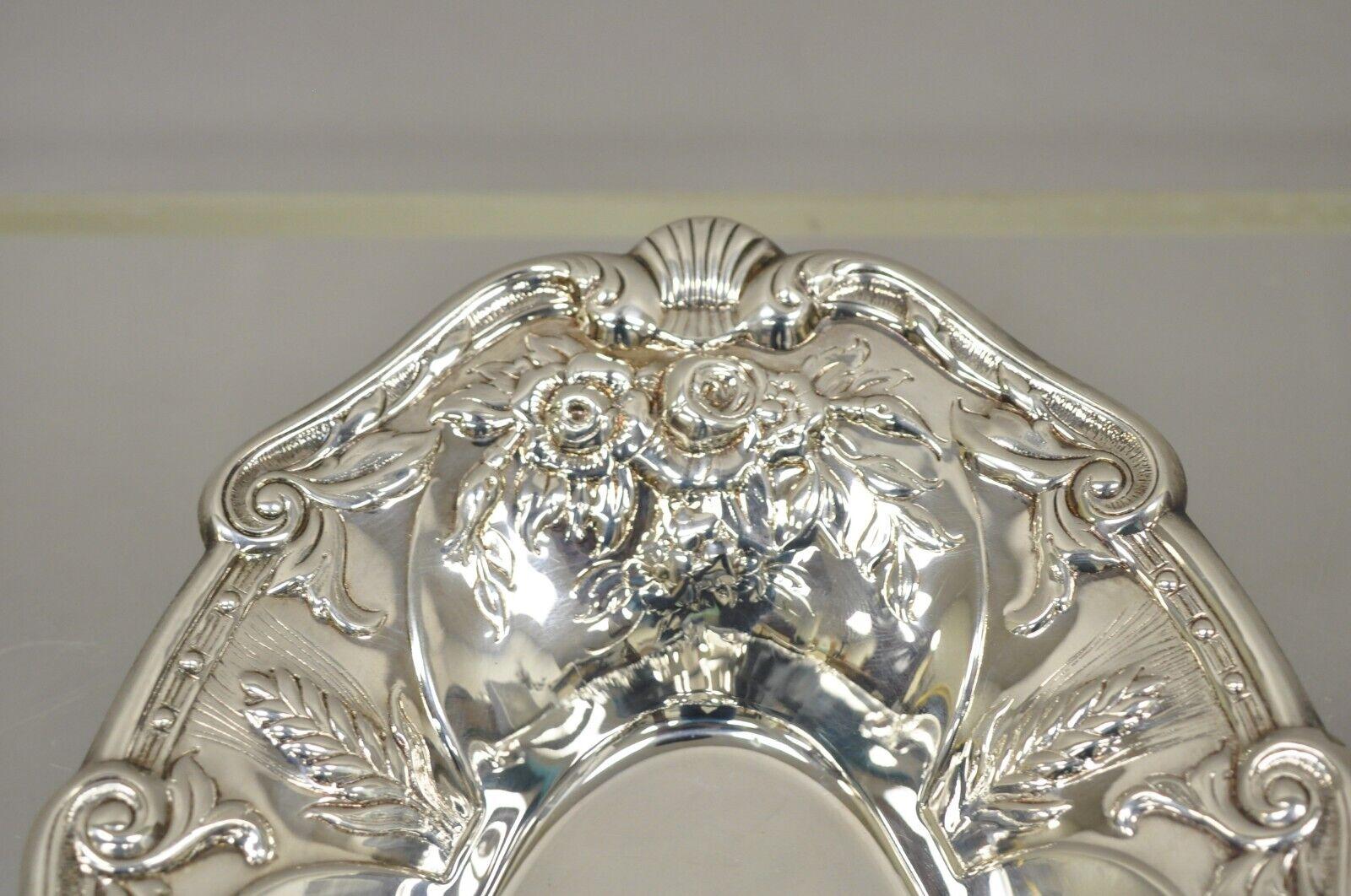 Vintage Floral Embossed Victorian Silver Plate Oval Dish by PS & Co In Good Condition For Sale In Philadelphia, PA