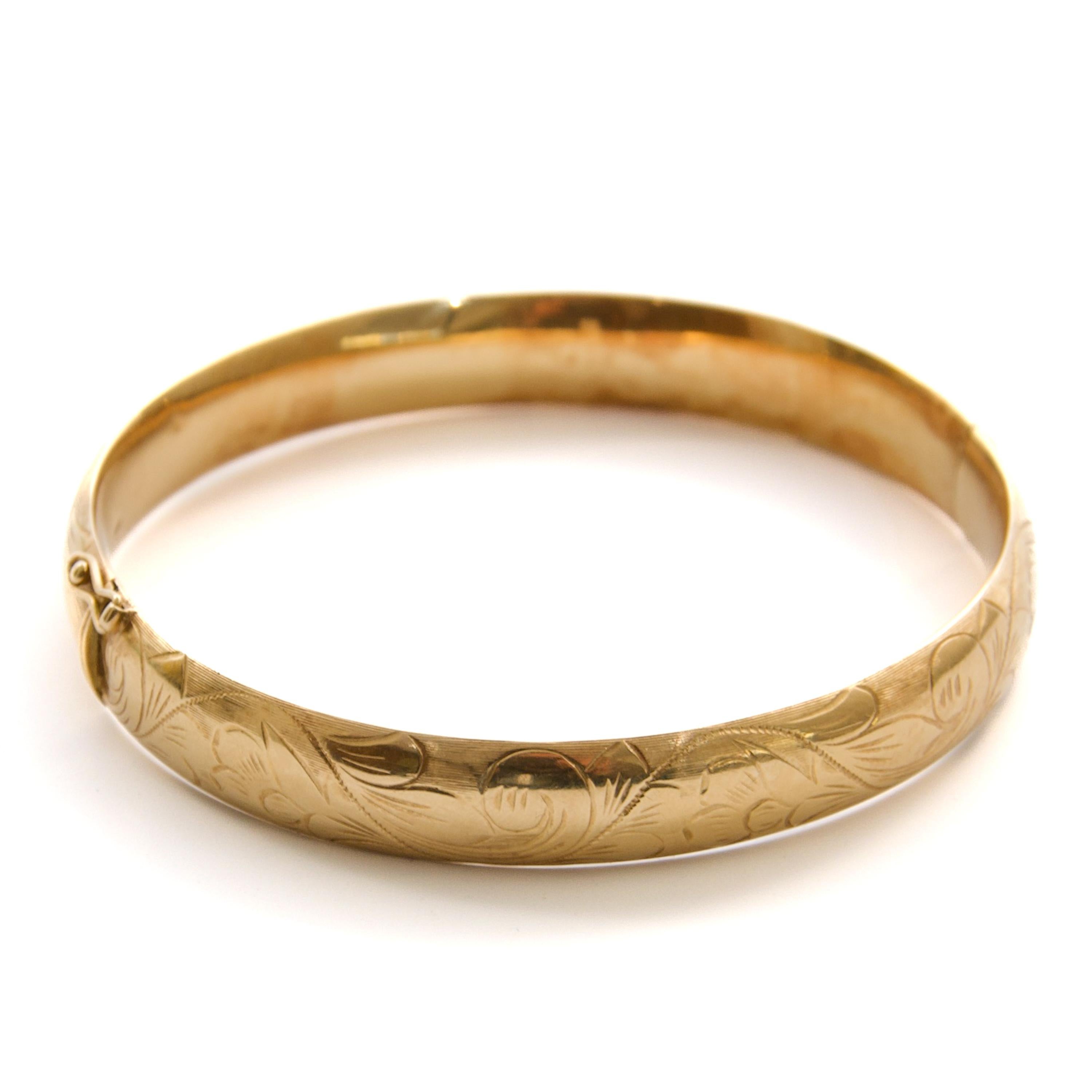 Vintage Floral graviert 14 Karat Gold Armreif Armband im Angebot 2