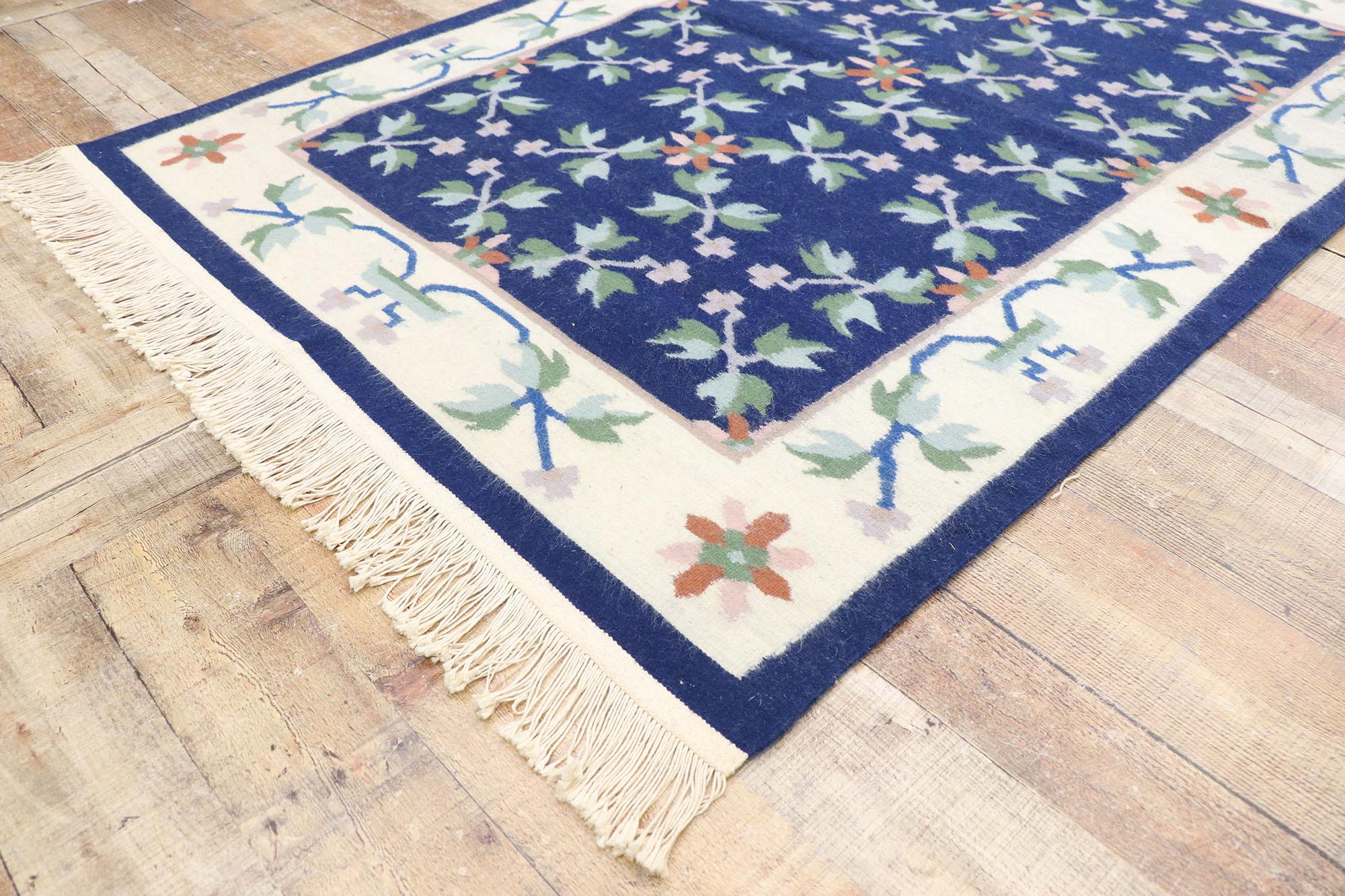 Hand-Woven Vintage Floral Kilim Rug with English Chintz Style For Sale