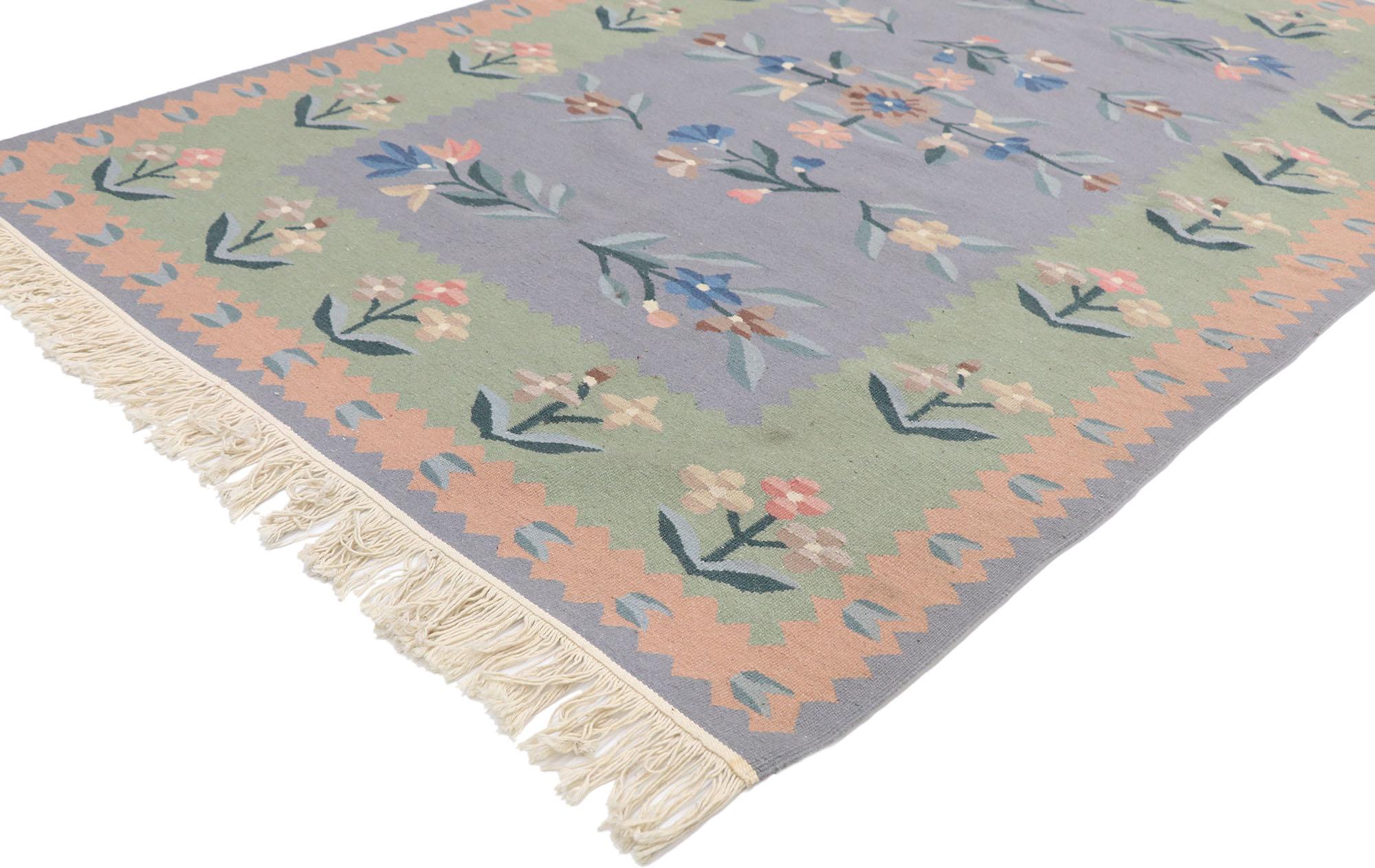 77818 Vintage Floral Kilim Rug with French Victorian Style 04'02 x 06'00. Delicately feminine and beautifully traditional, this hand-woven wool vintage floral kilim rug is poised to impress. The light purple abrashed field features an all-over