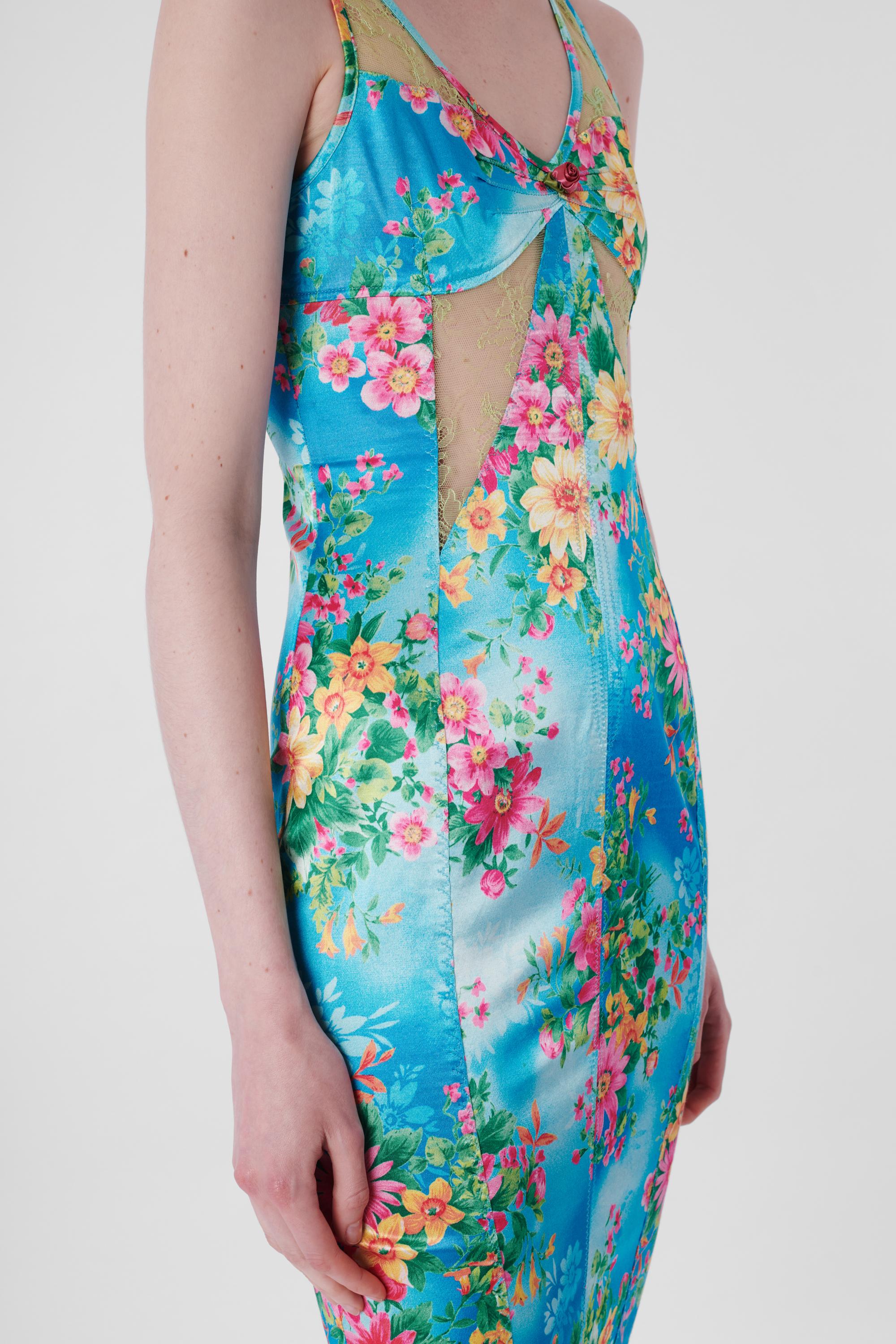Vintage Floral Lace Bodycon Dress Excellent état - En vente à London, GB