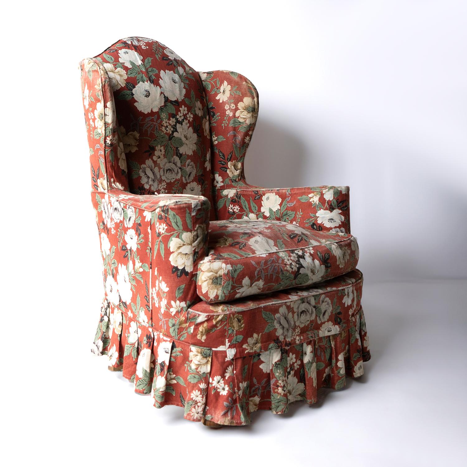 English Vintage Floral Loose Cover Upholstered Country House Armchair, 1940s
