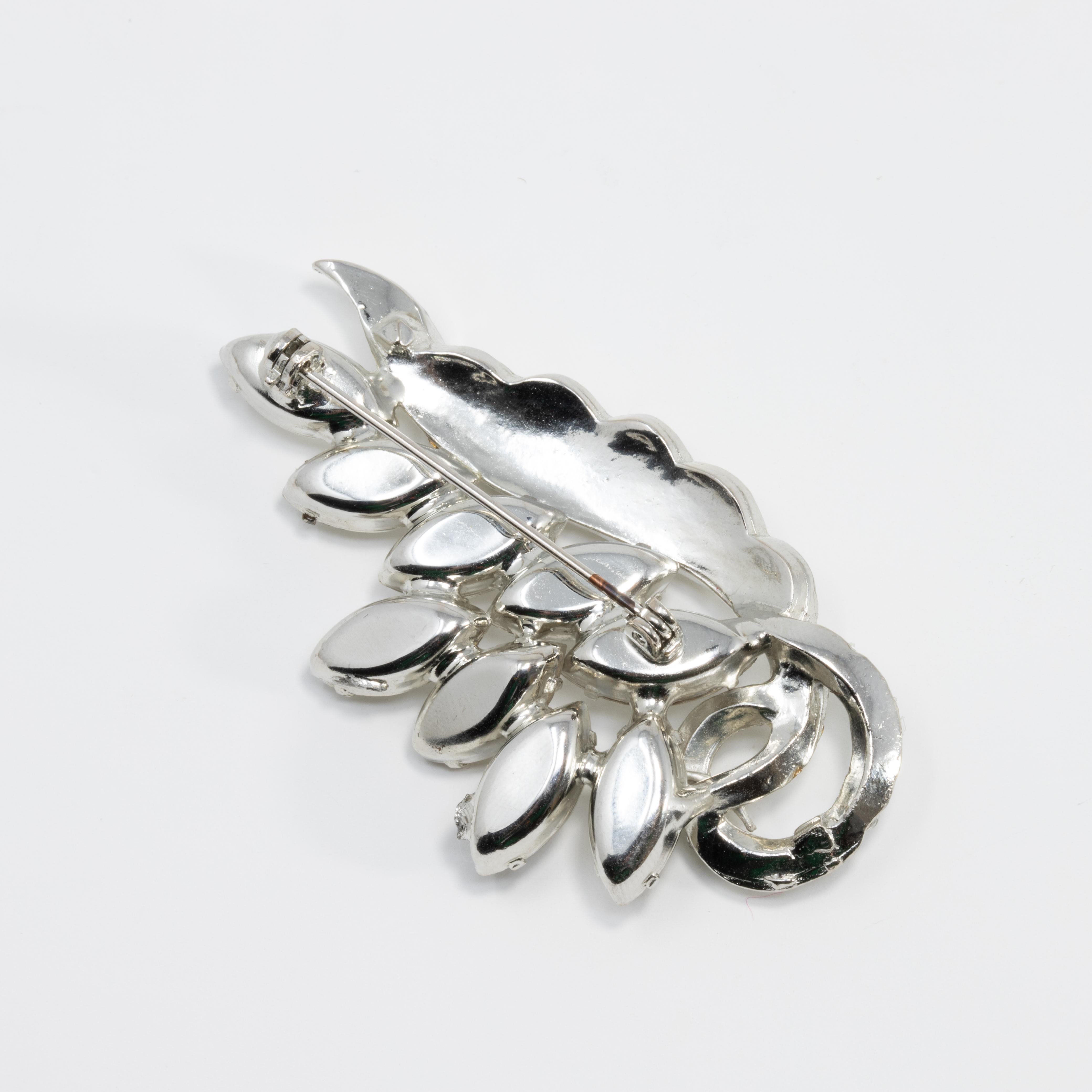 Marquise Cut Vintage Floral Motif Clear Crystal Brooch Pin, Rhodium Plated, Circa Mid 1900s For Sale