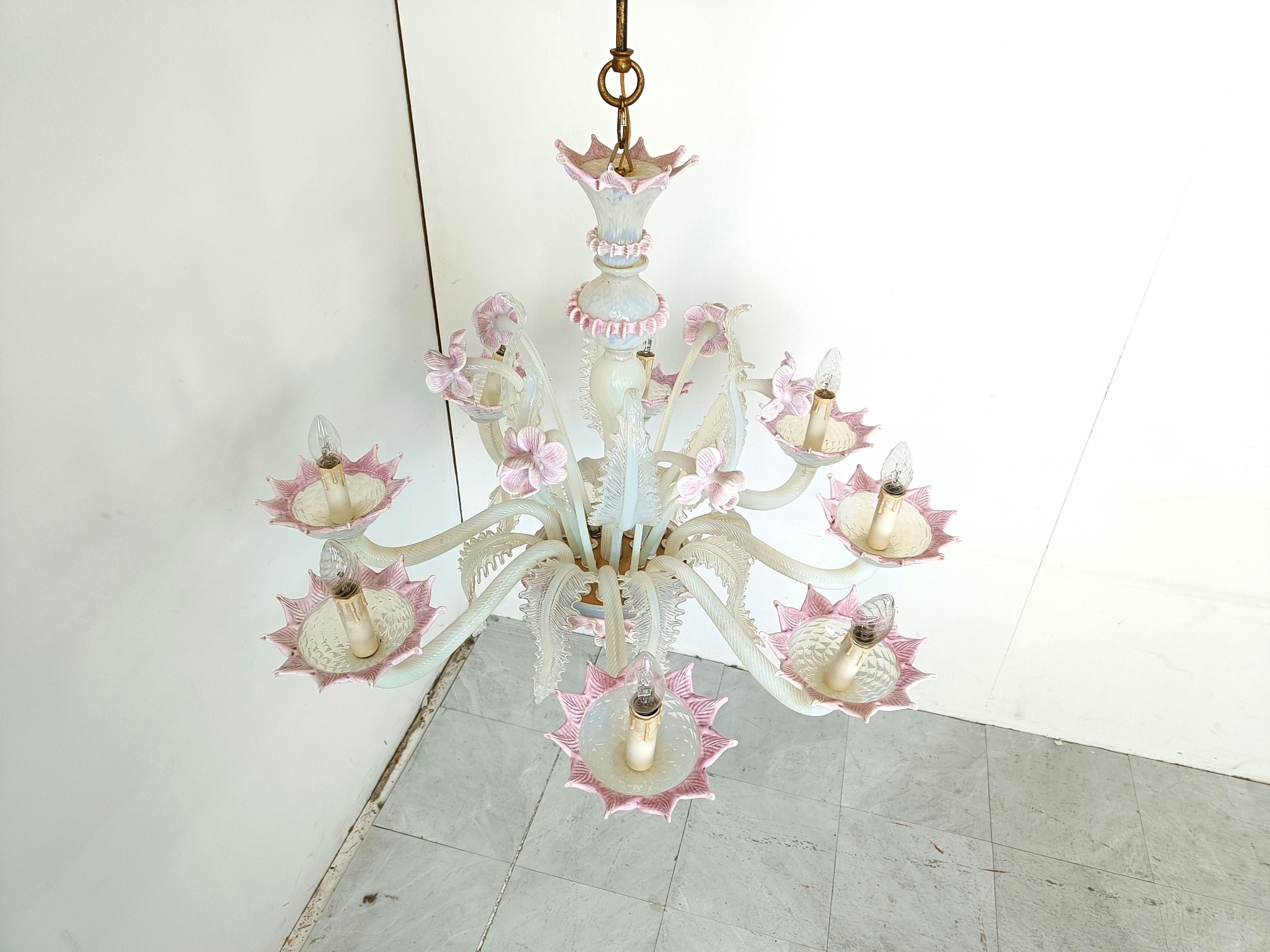 Vintage floral murano glass chandelier, 1950s For Sale 1