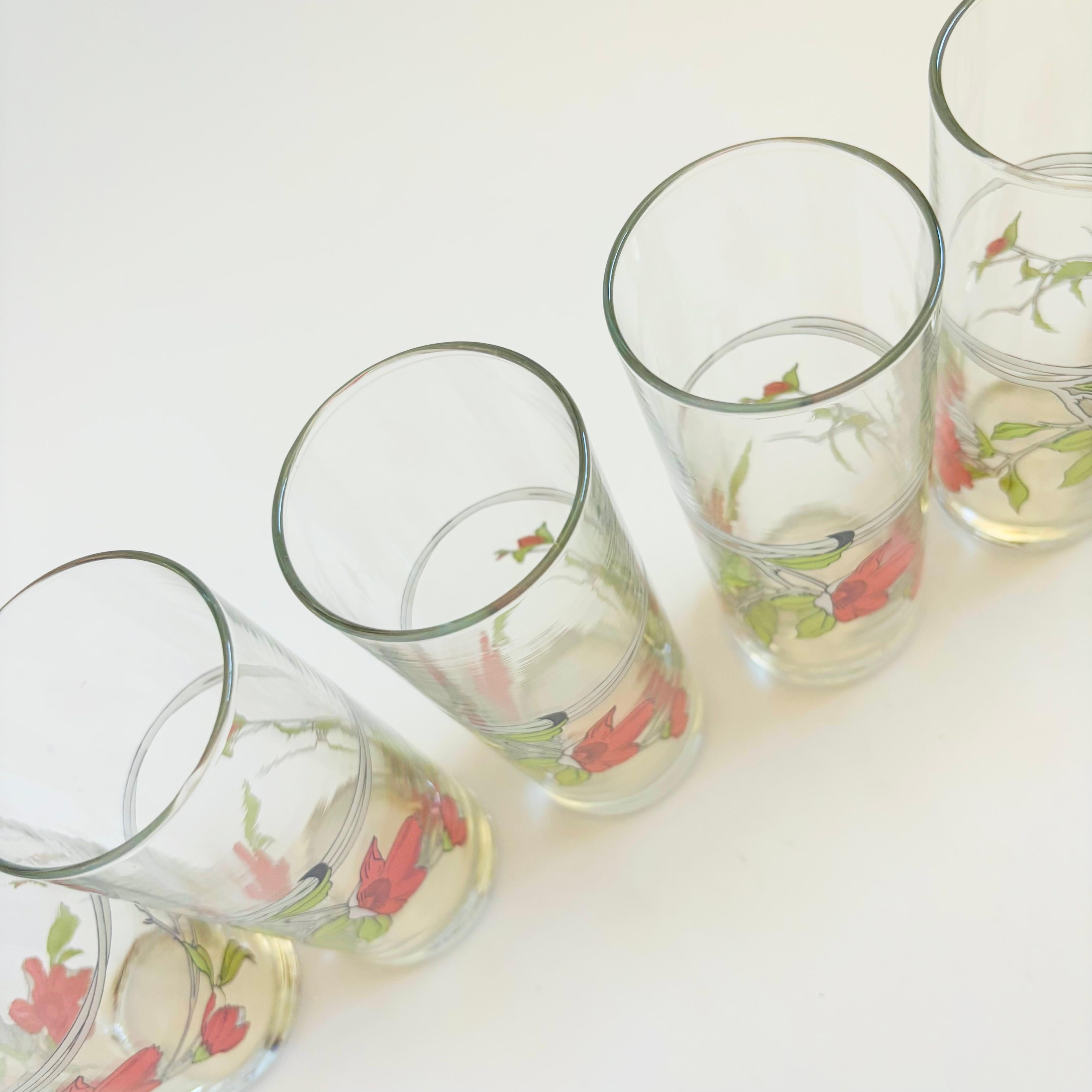 Vintage Floral Becher - Satz von 6 (20. Jahrhundert) im Angebot