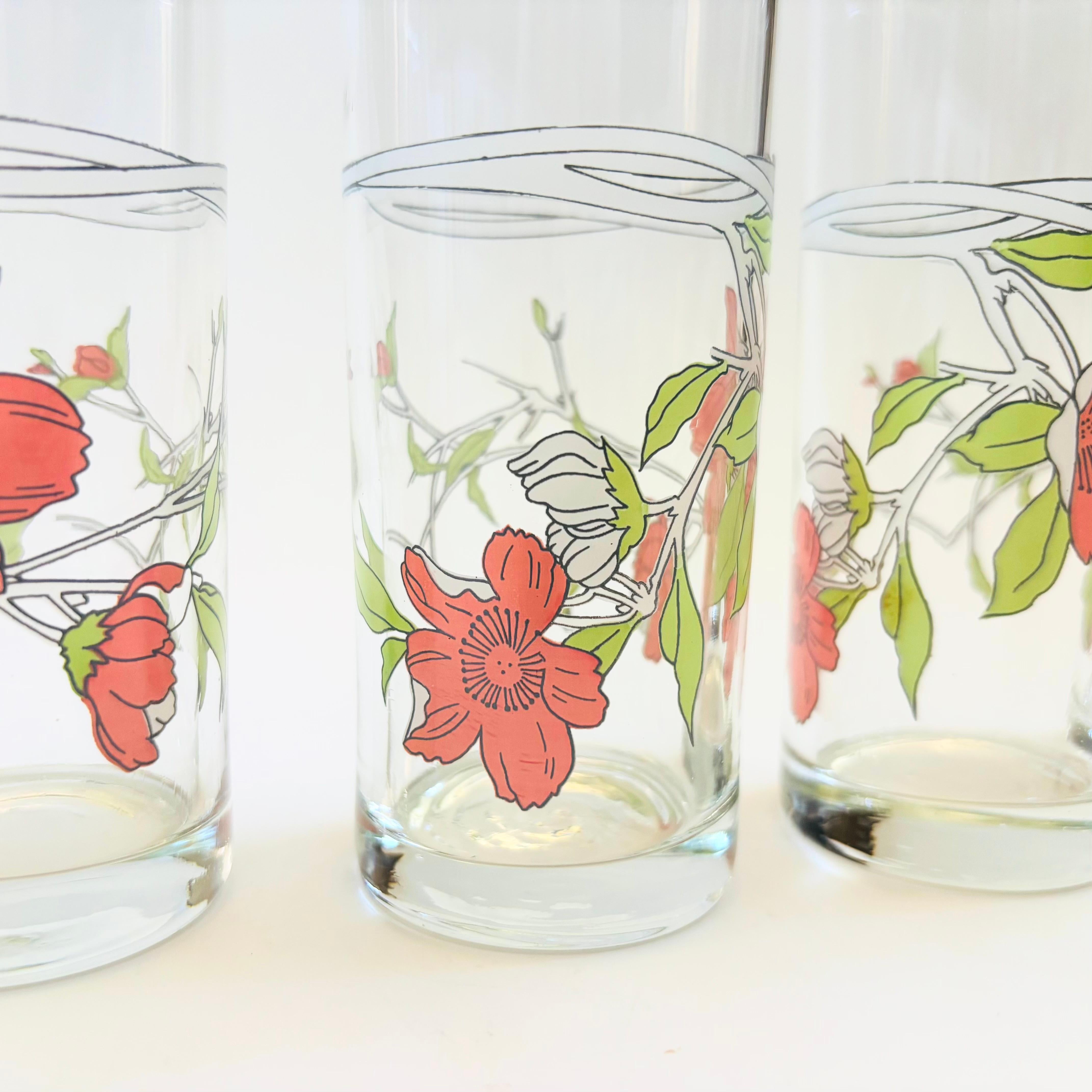 Vintage Floral Becher - Satz von 6 im Angebot 1