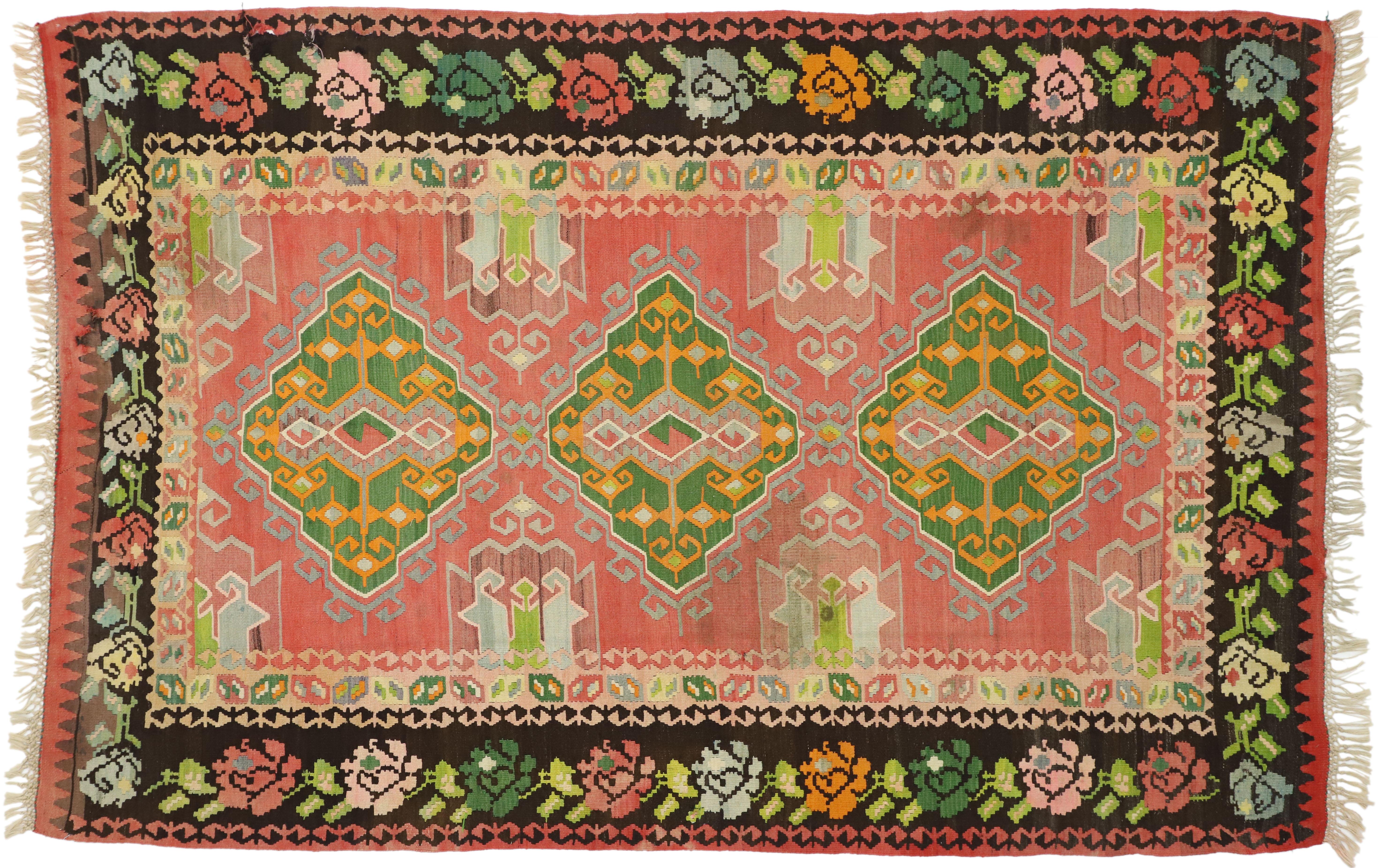 Vintage Floral Turkish Kilim Rug, Flat-Weave Rose Kilim Rug 2