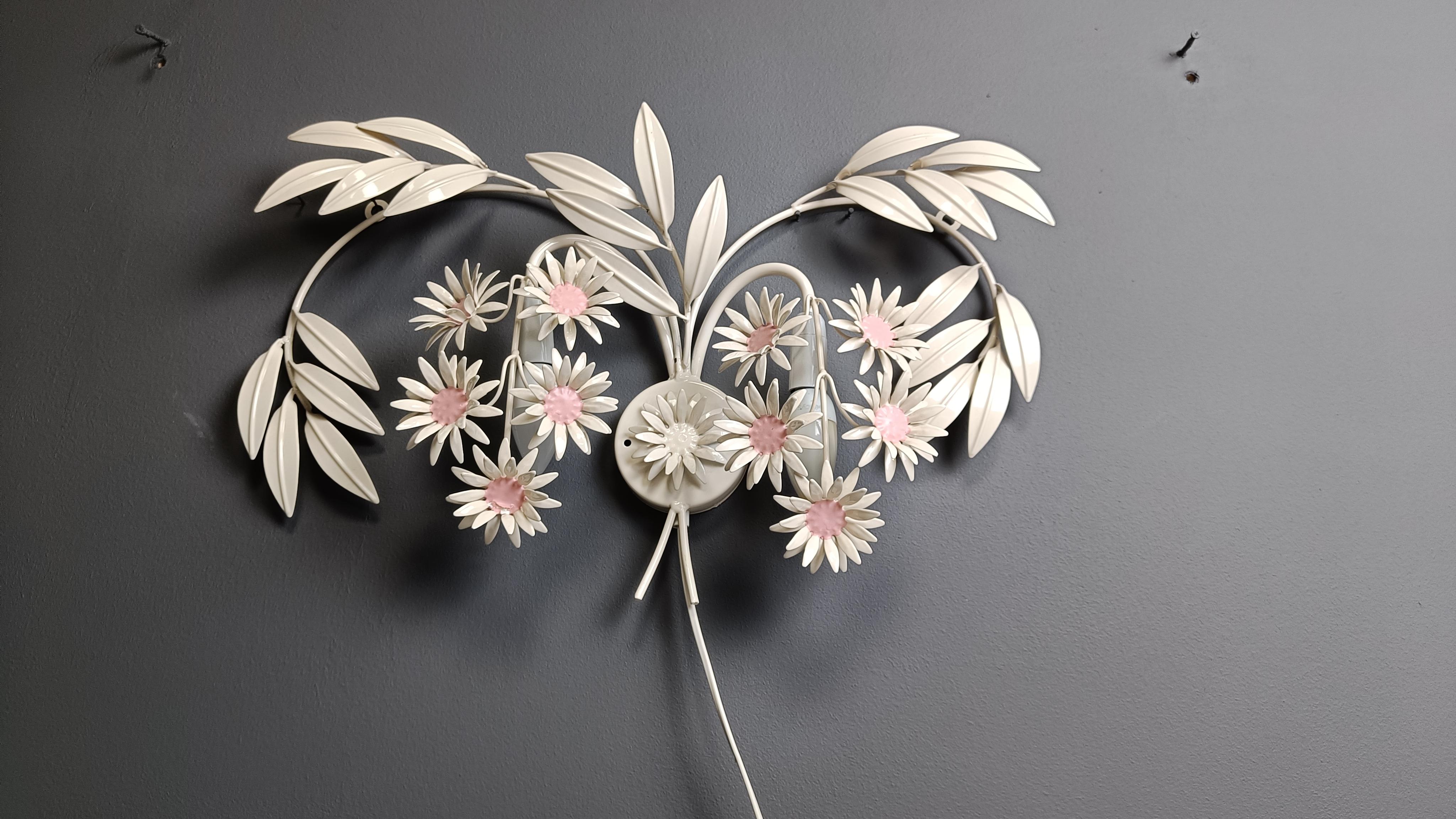 Vintage floral  lámpara de pared de Hans Kögl , años 70 Alemán en venta