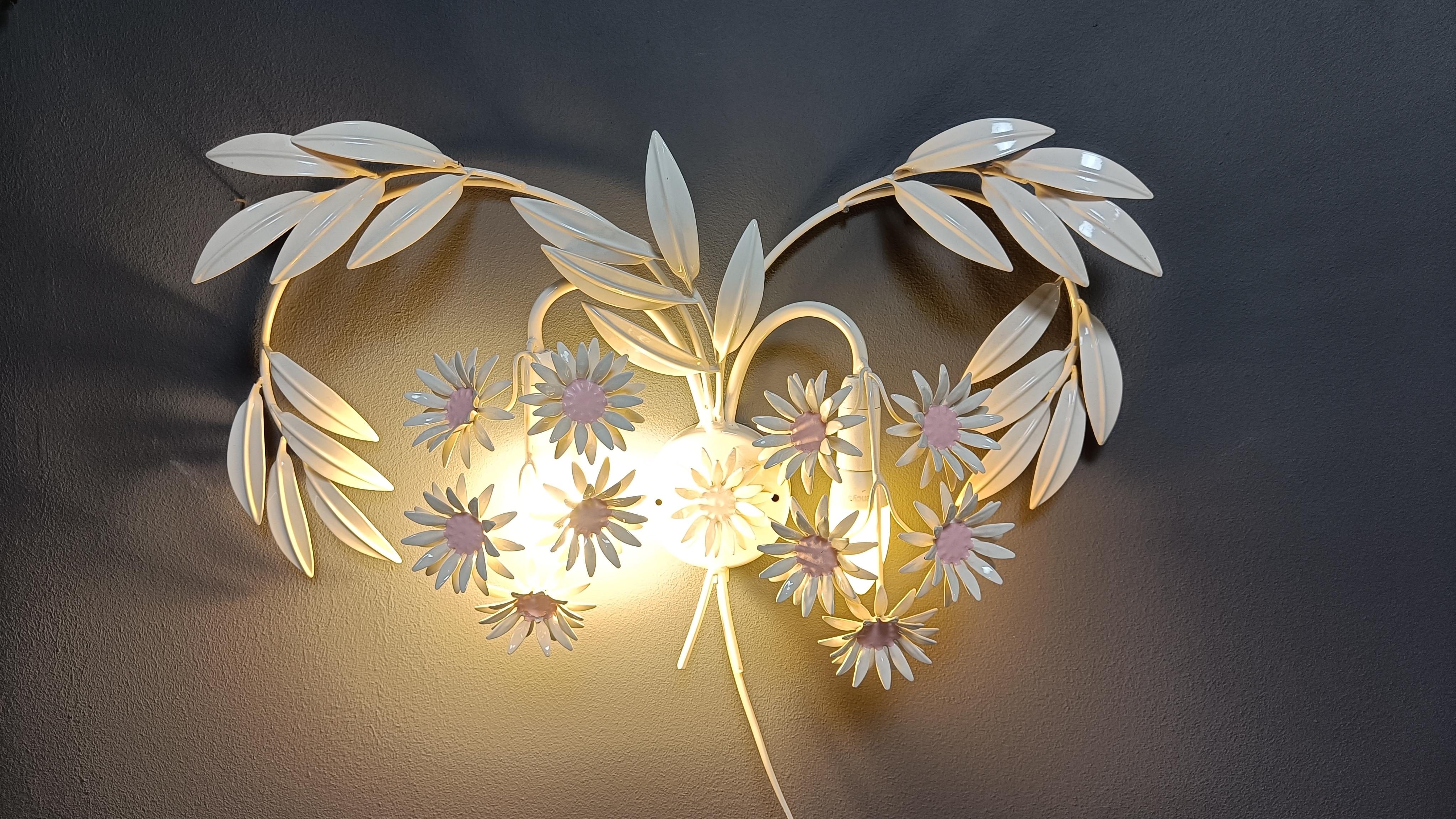 Vintage floral  lámpara de pared de Hans Kögl , años 70 en venta 2