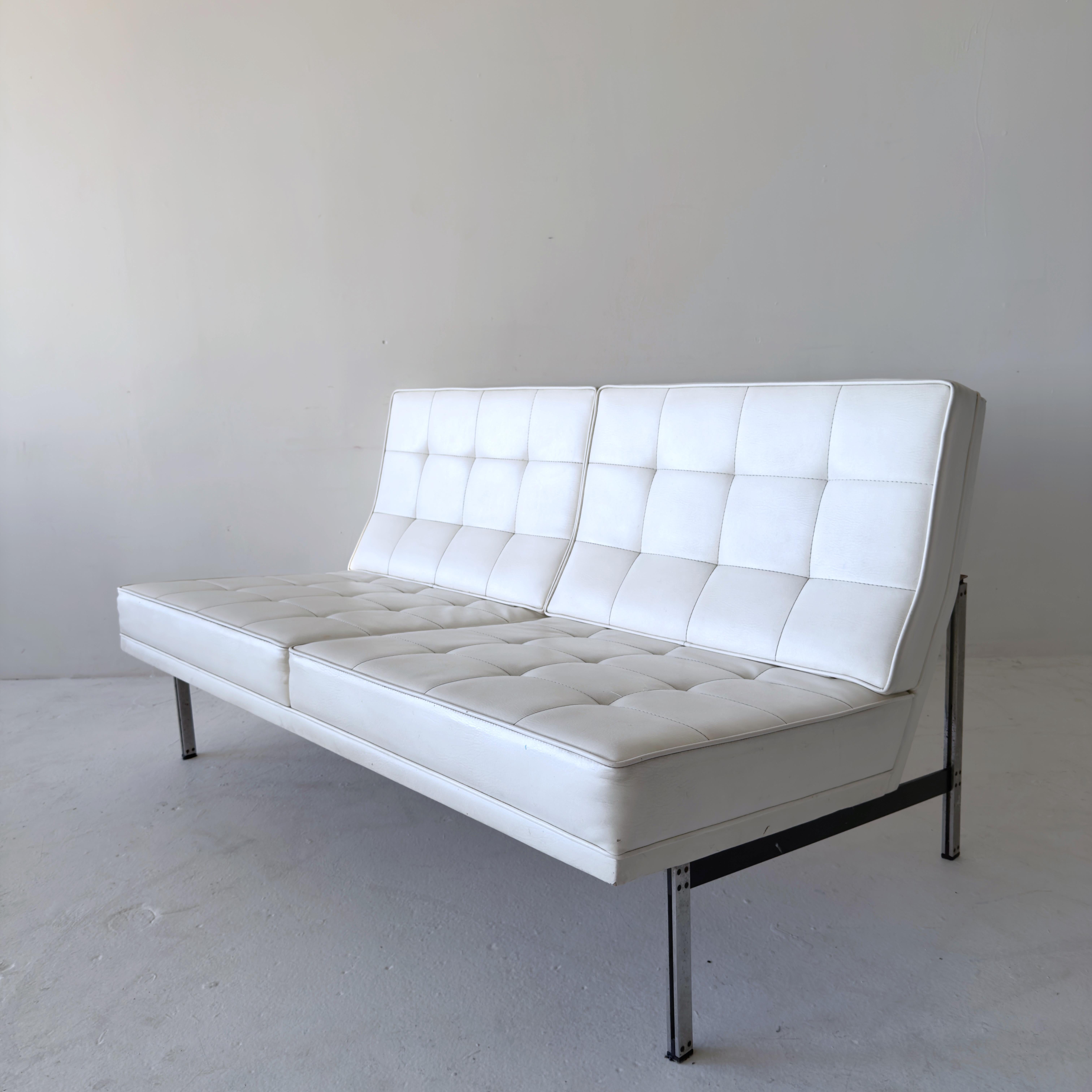 Americano Sezionale modulare in pelle Florence Knoll d'epoca con etichette Modernica in vendita