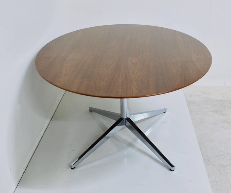 Vintage Florence Knoll Oval Table Desk or Dining in Walnut Polished