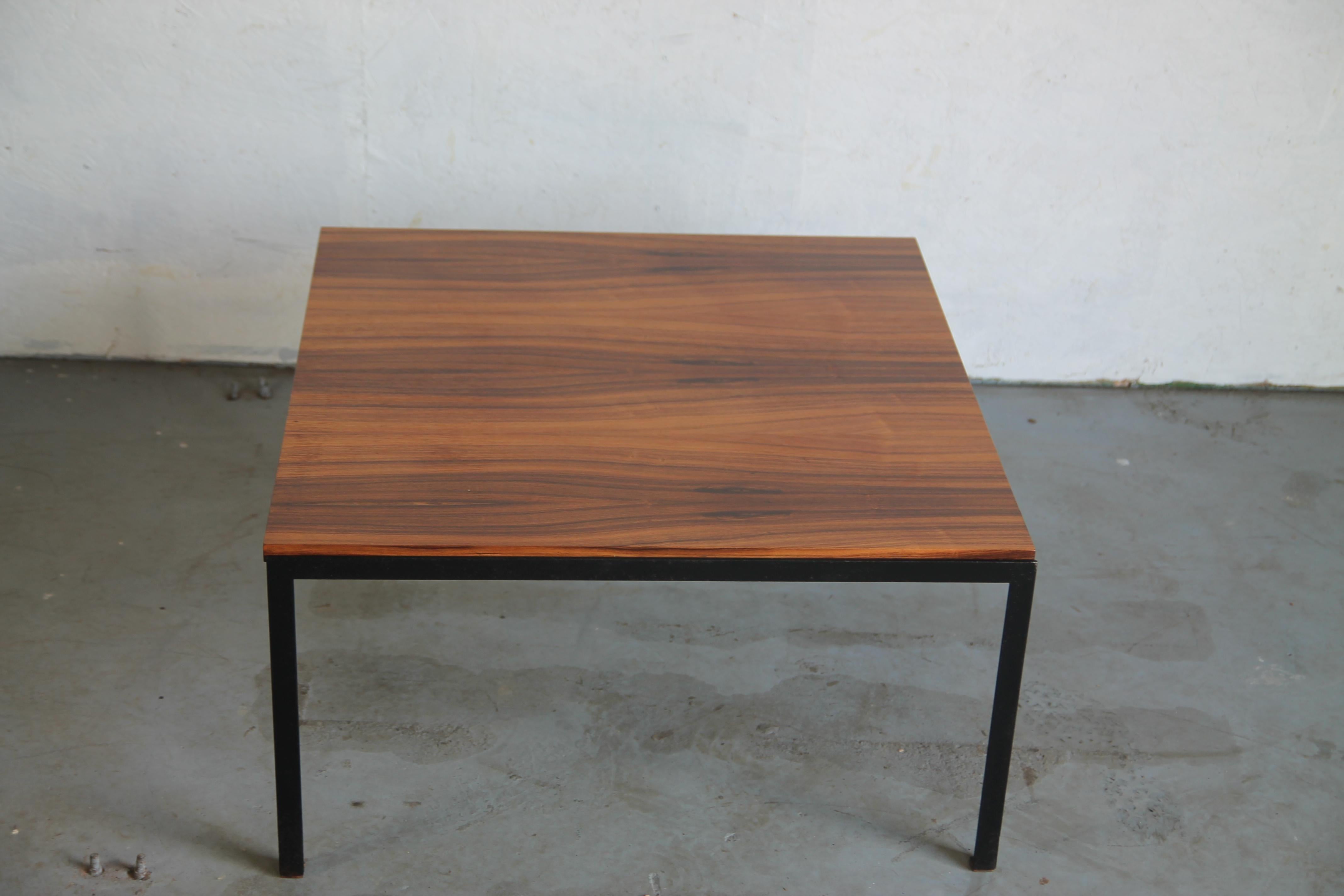 Metal Vintage Florence Knoll Rosewood Veneer Top Coffee Table