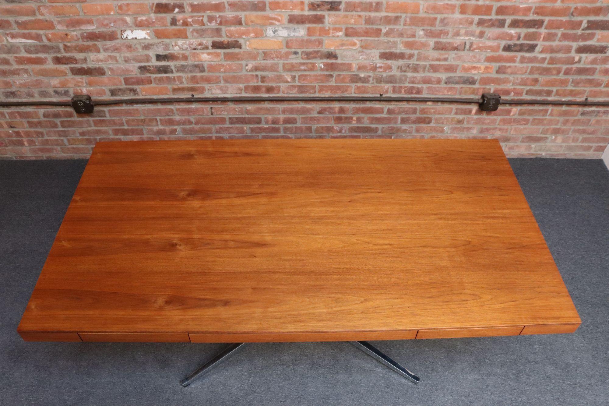 Mid-Century Modern Vintage Florence Knoll Teak and Chromed-Steel Partner's Desk / Executive Desk For Sale