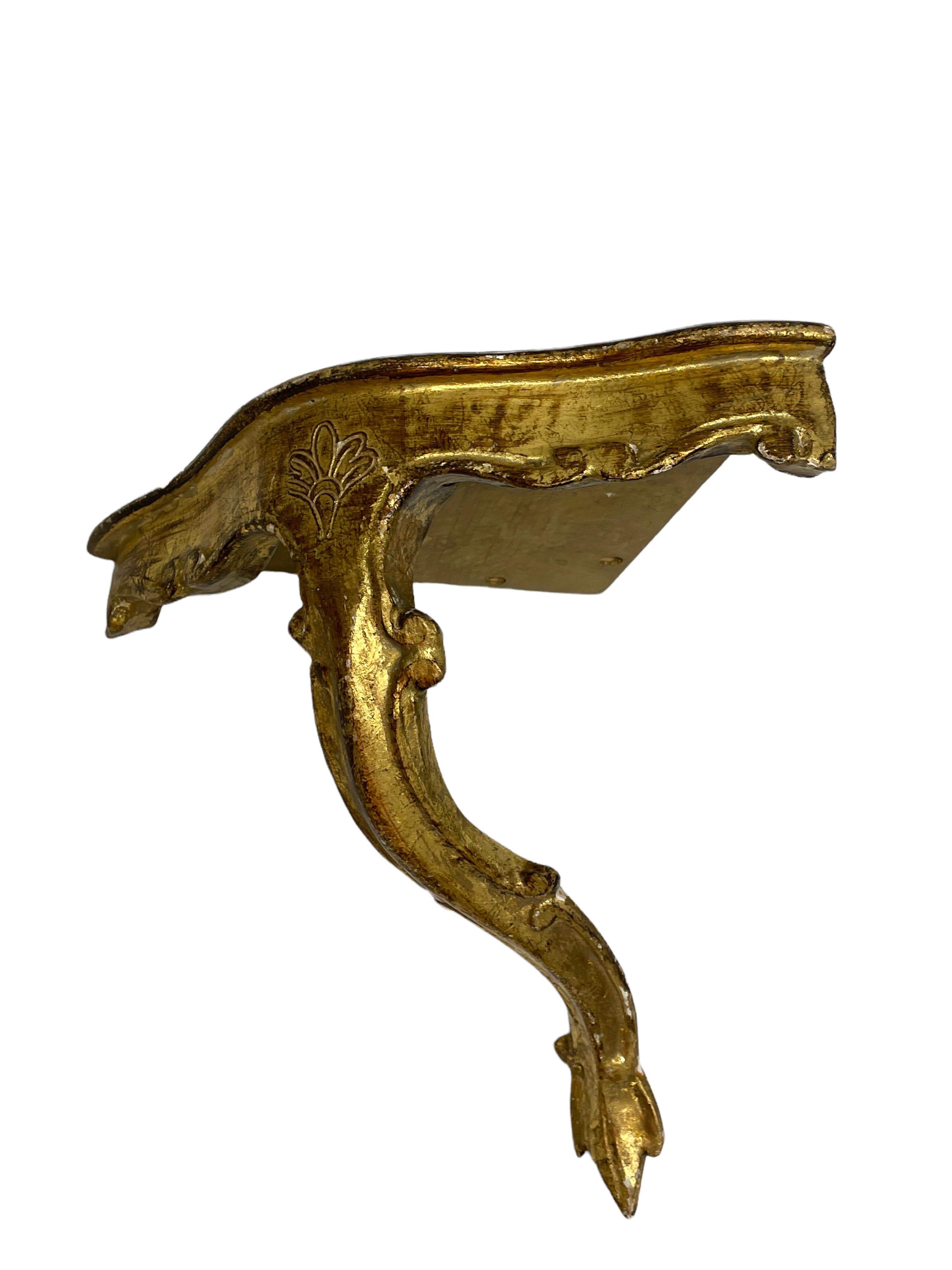 Italian Vintage Florence Wall Corner Shelf Console, Gilded Carved Wood, Florentine Style For Sale