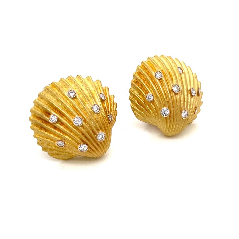 Vintage Florentine Diamond Shell Gold Earrings at 1stDibs