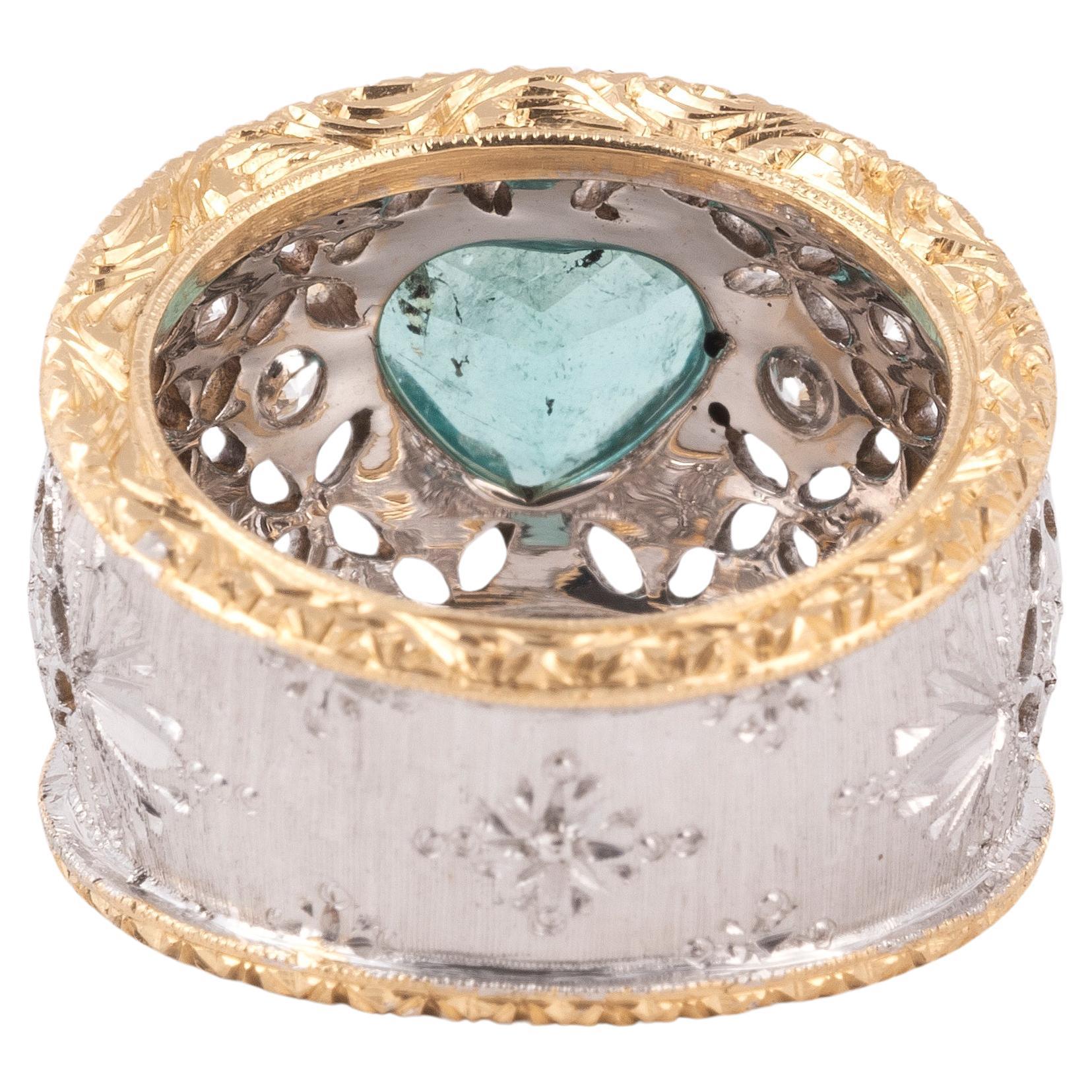 Retro Vintage Florentine Finish Diamond And Emerald Ring 18K Yellow Gold