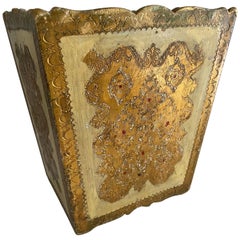 Vieille corbeille a papier Florentine dorée et peinte