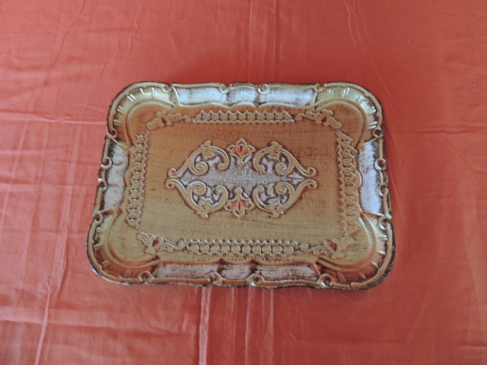Vintage Florentine gold hand painted mail tray.
Stamped: Made in Florence label in the back.
Size: 8.5