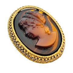 Vintage FLORENZA gold cameo designer brooch