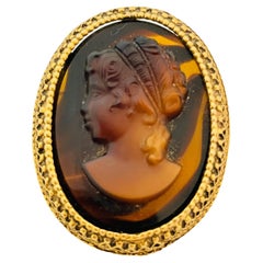Vintage FLORENZA gold cameo designer brooch