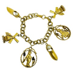 Vintage FLORENZA signed gold tone chain Dutch charms designer bracelet