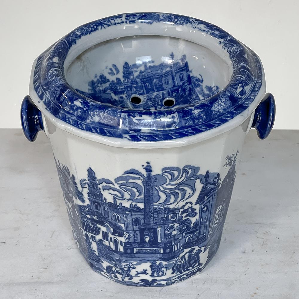 Flow Blue Obstkühler aus Eisenstein von Victoria Ware, Vintage (Chinesisch) im Angebot