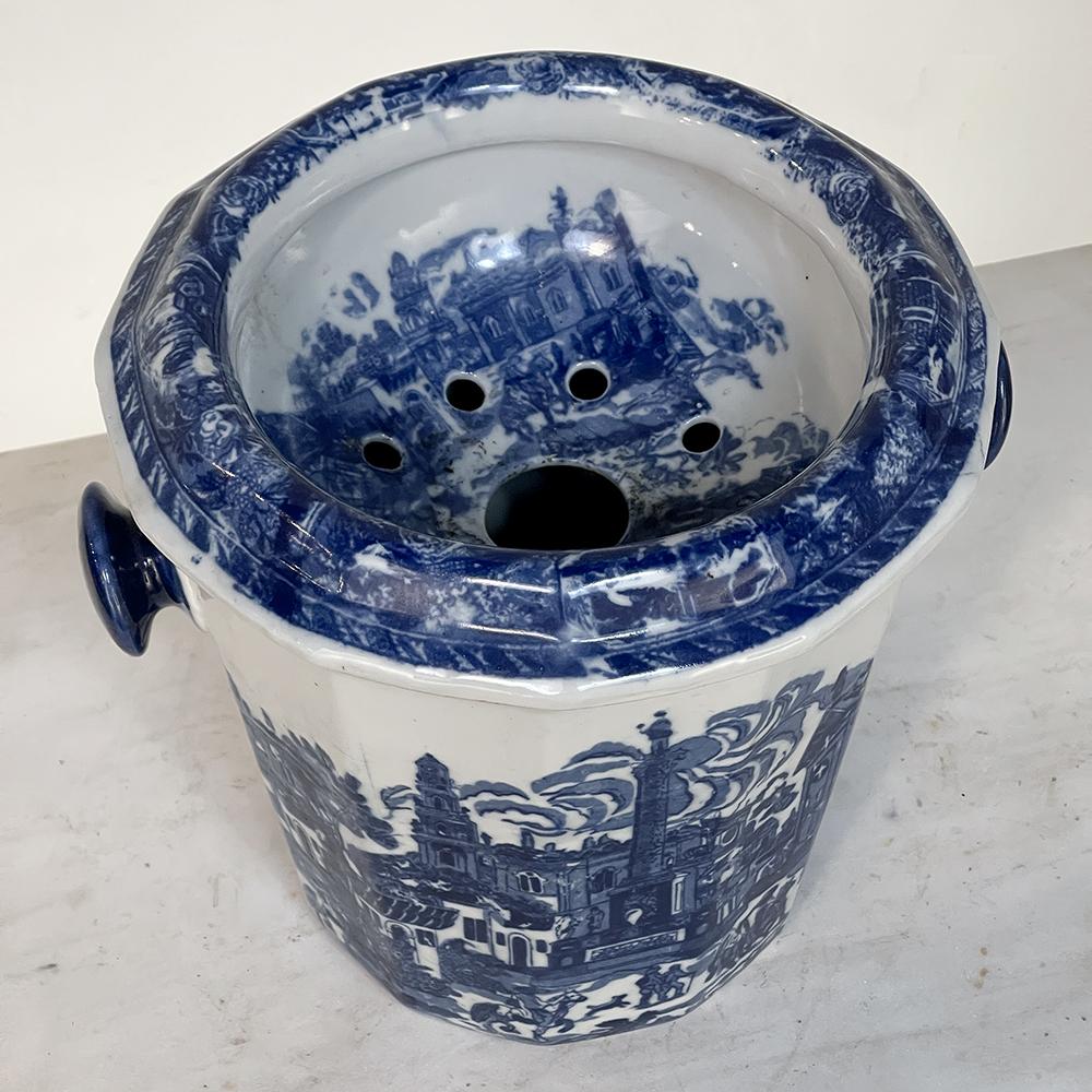Vintage Flow Blue Ironstone Fruit Chiller by Victoria Ware In Good Condition For Sale In Dallas, TX