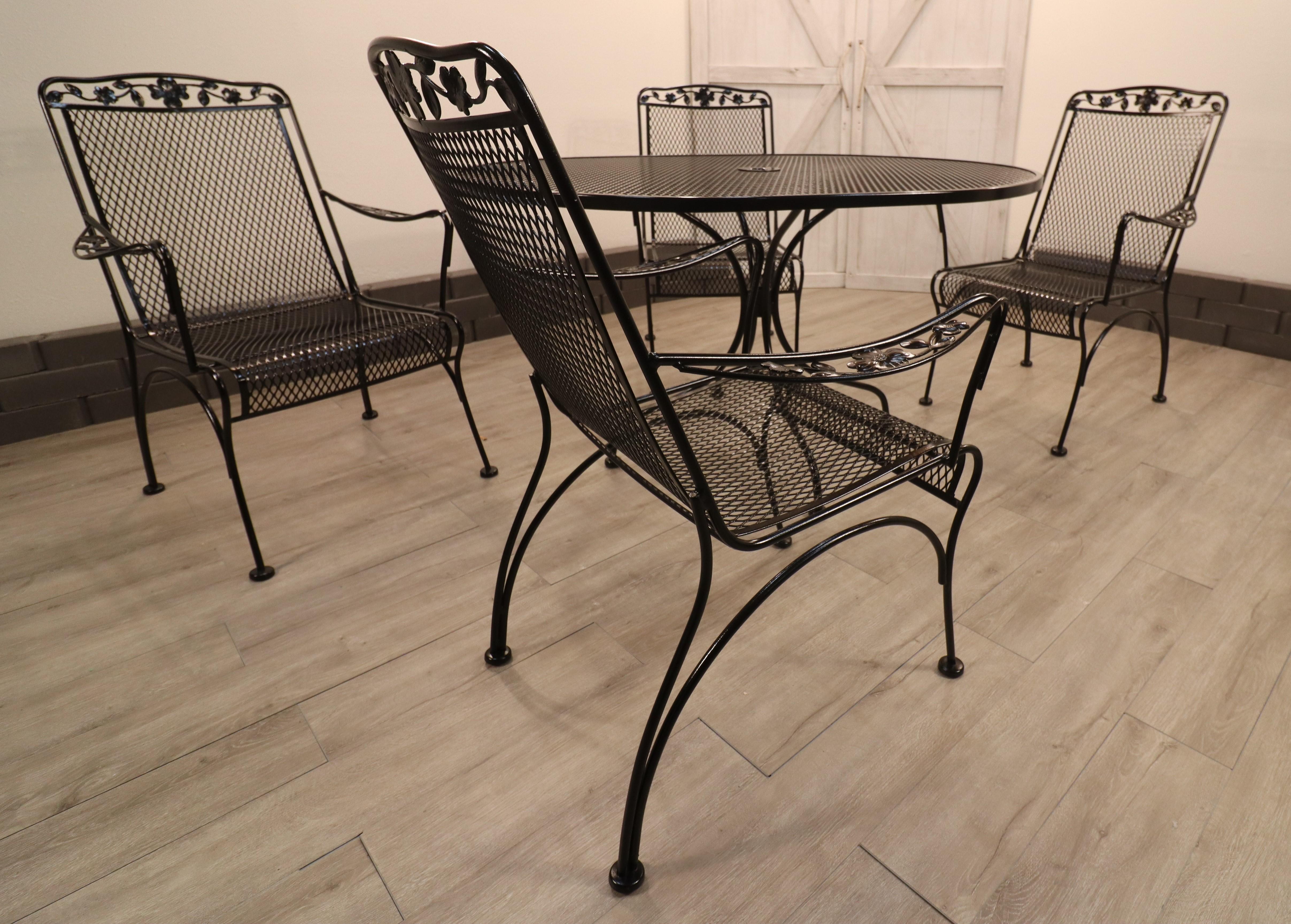 Mid-Century Modern Vintage Flower and Leaf Wrought Iron Dining Set For Sale