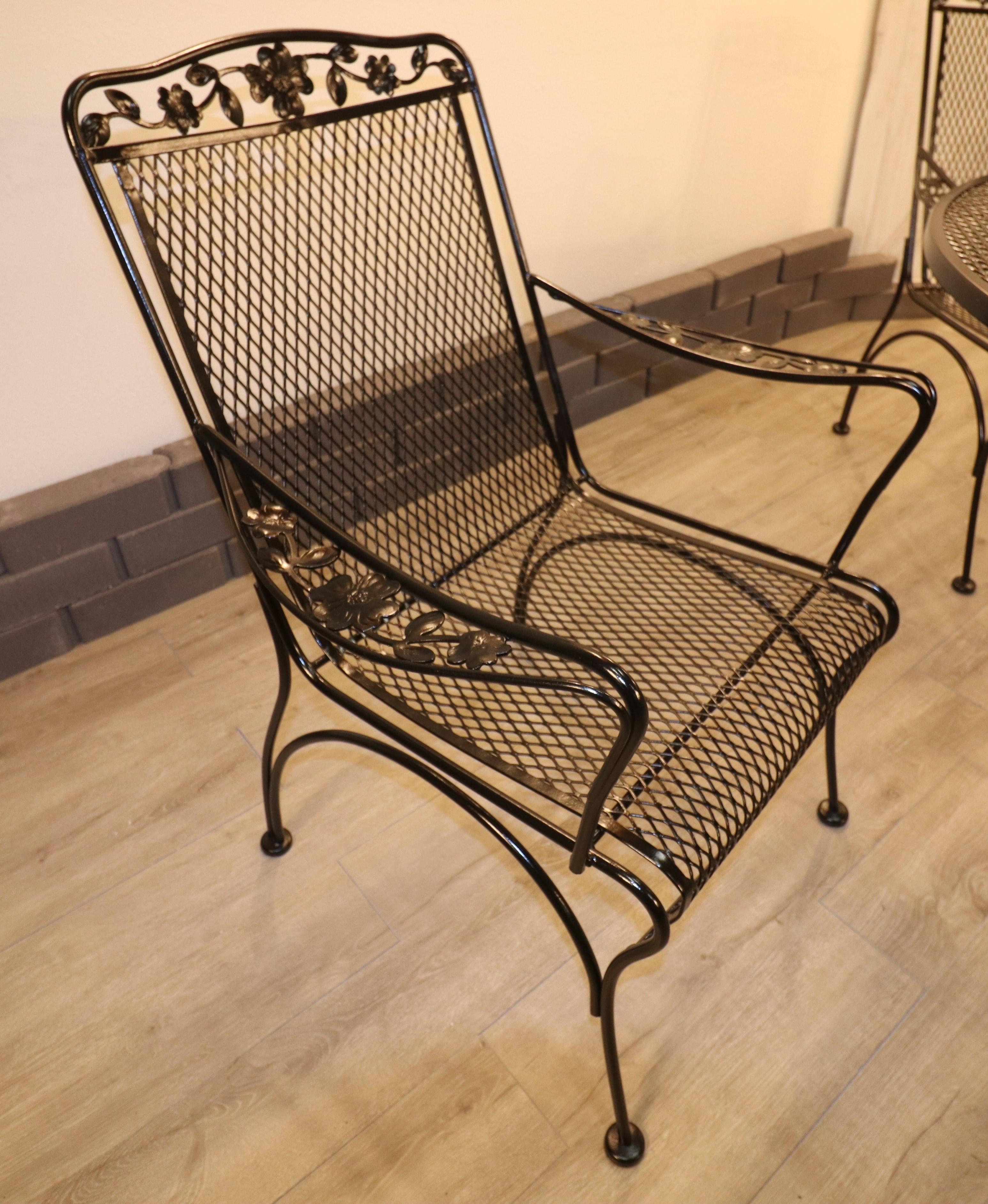 Vintage Flower and Leaf Wrought Iron Dining Set In Good Condition For Sale In Omaha, NE
