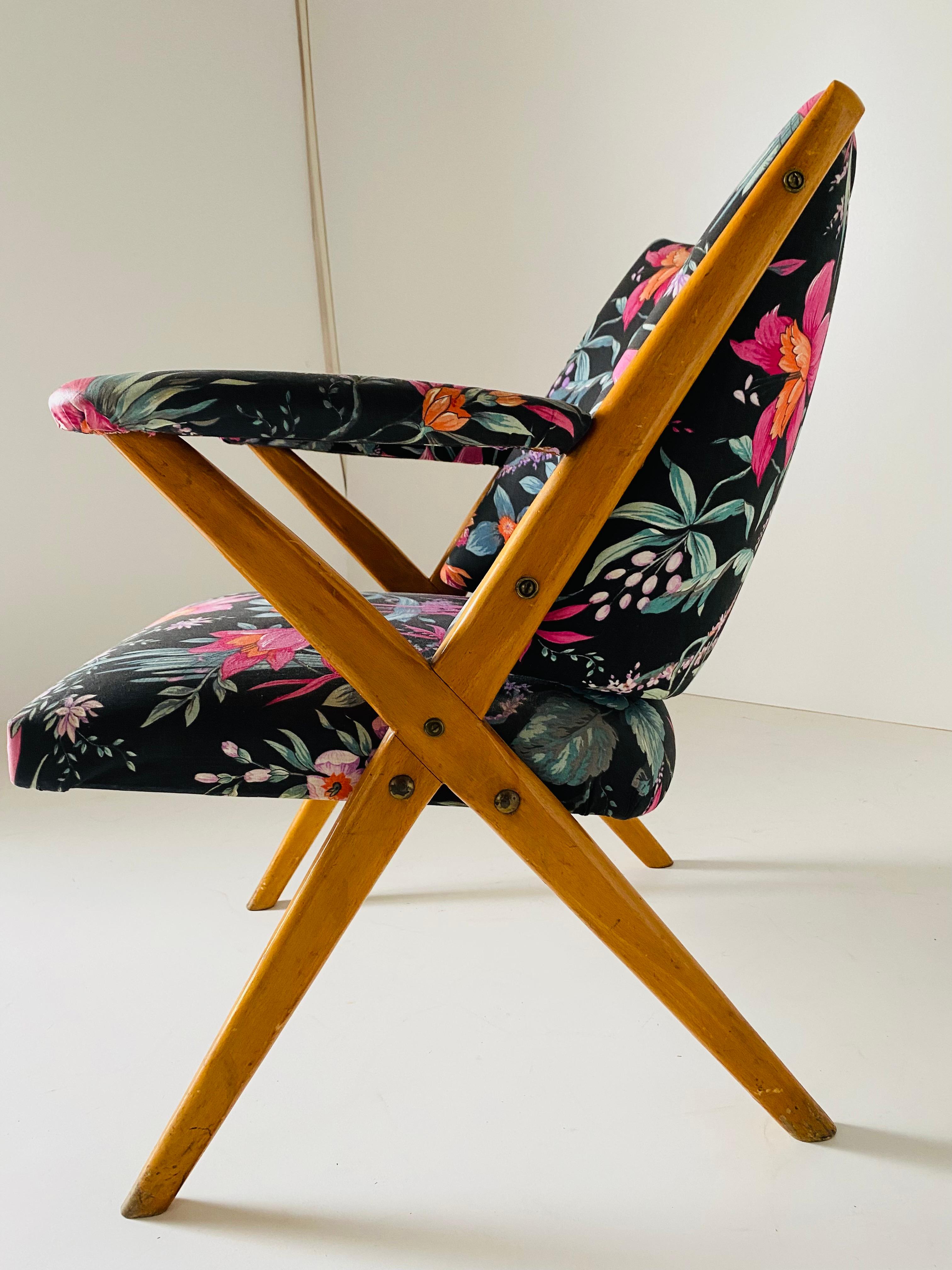 Midcentury Modern Dal Vera Armchair with Flower Pattern, Italy 1960's For Sale 2